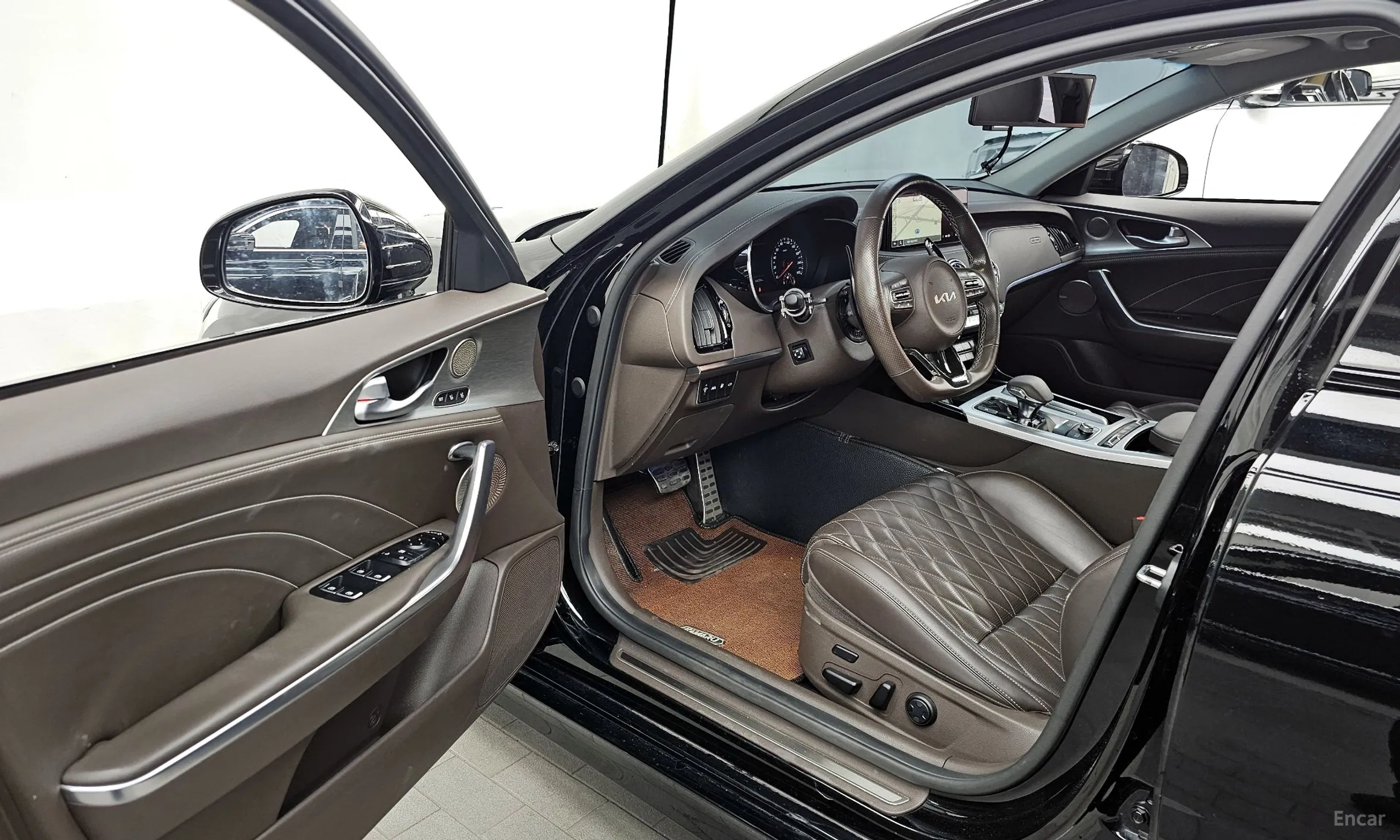 Kia Stinger Master превью 10