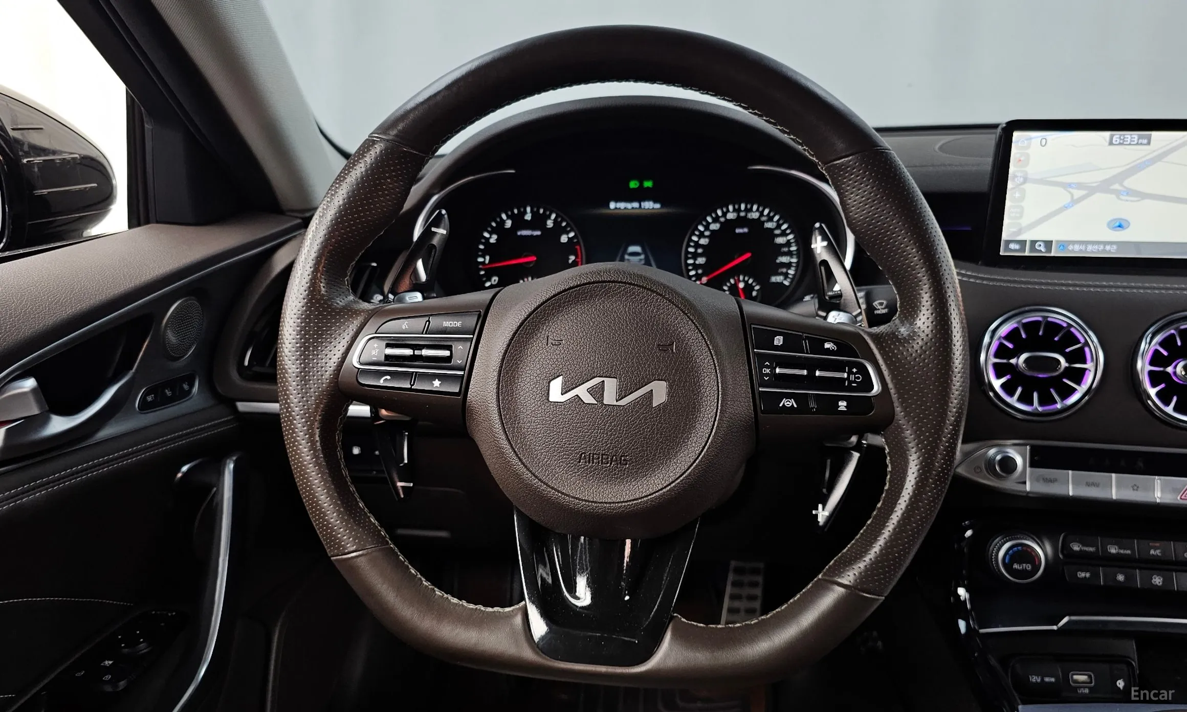 Kia Stinger Master превью 13