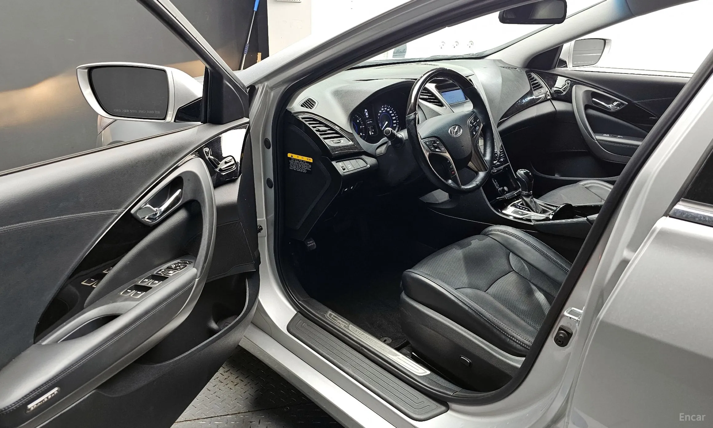 Hyundai Grandeur HG превью 10