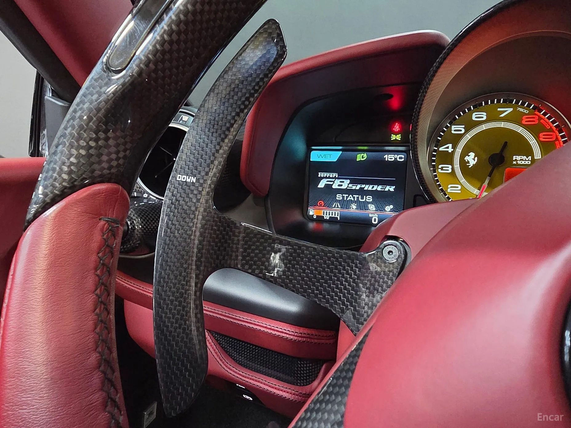 Ferrari F8 Spider превью 11