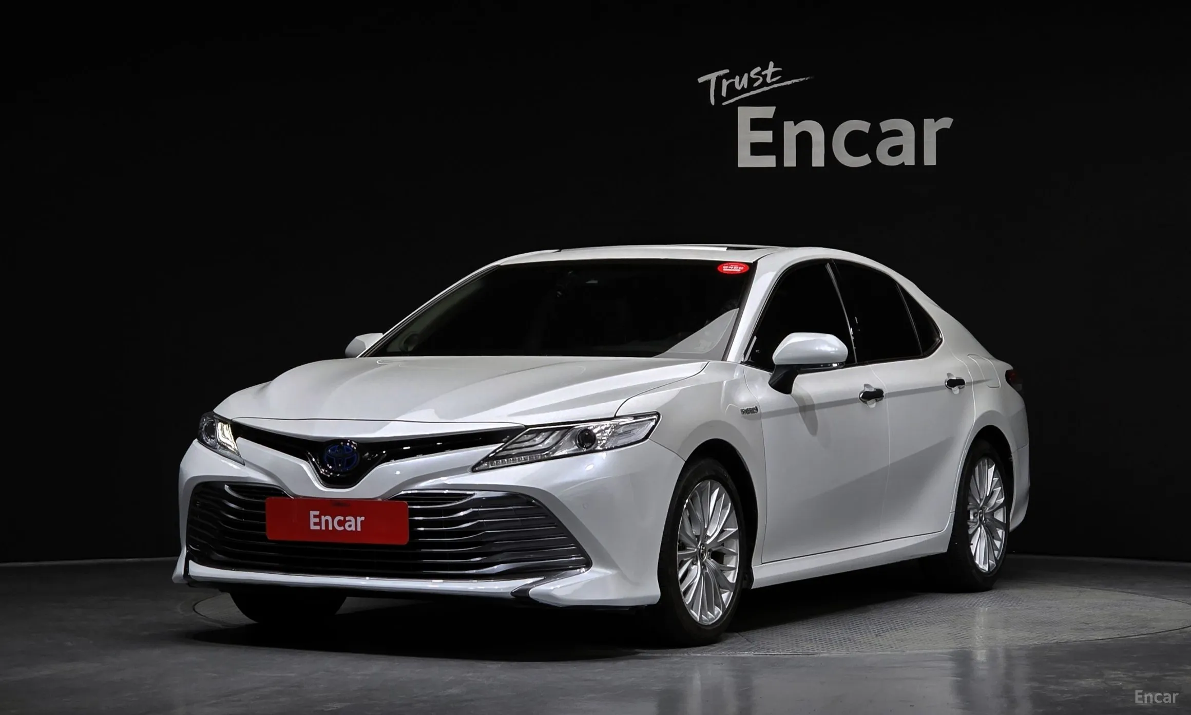 Camry (XV70)