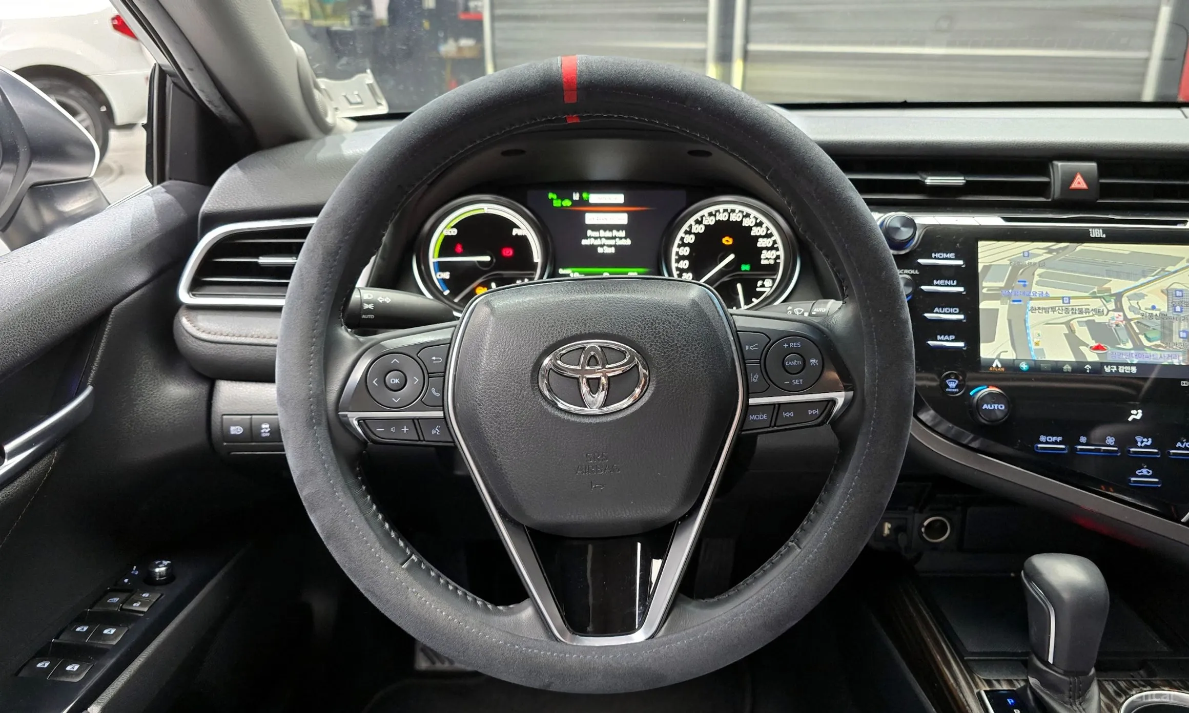 Toyota Camry (XV70) превью 13