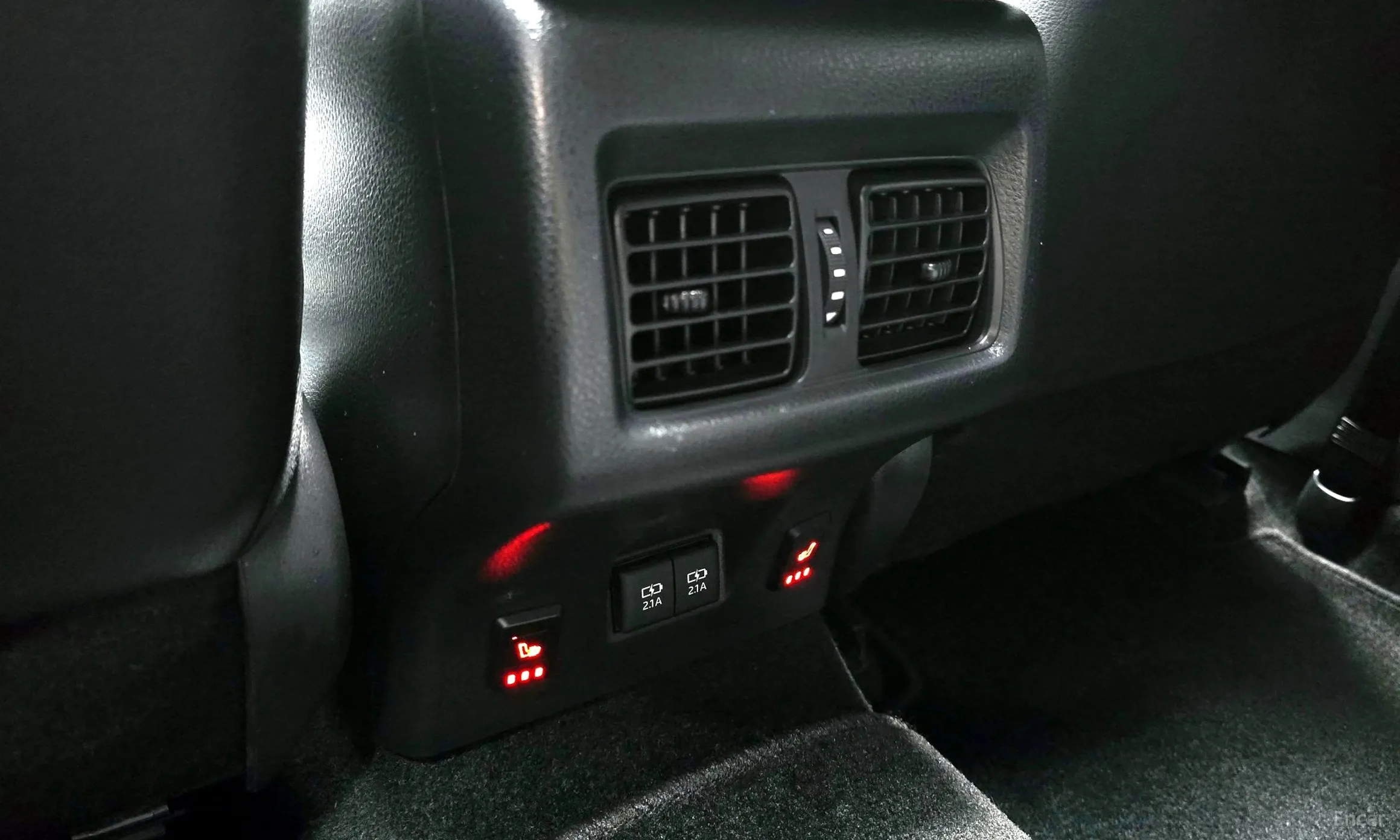 Toyota Camry (XV70) превью 18