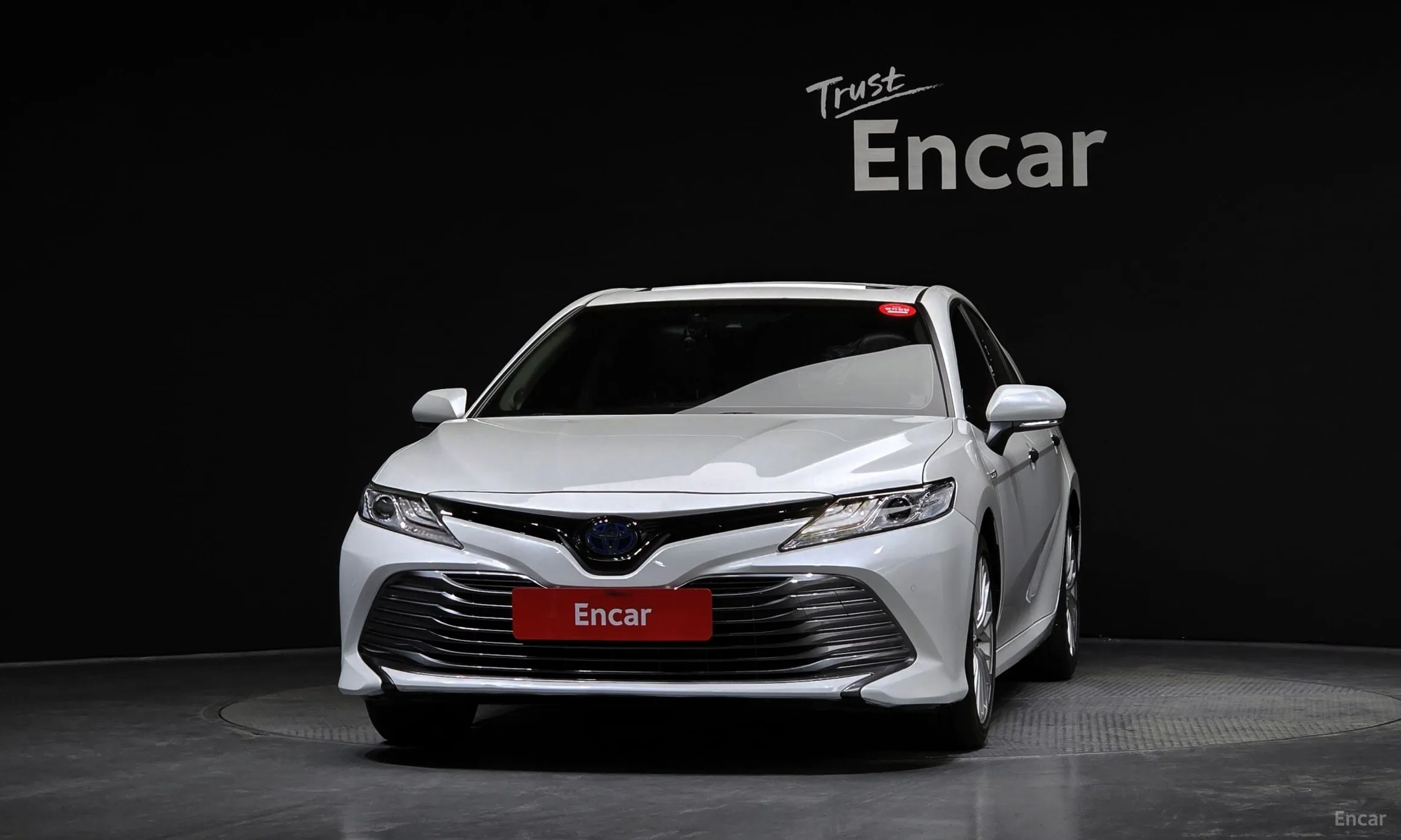 Toyota Camry (XV70) превью 3
