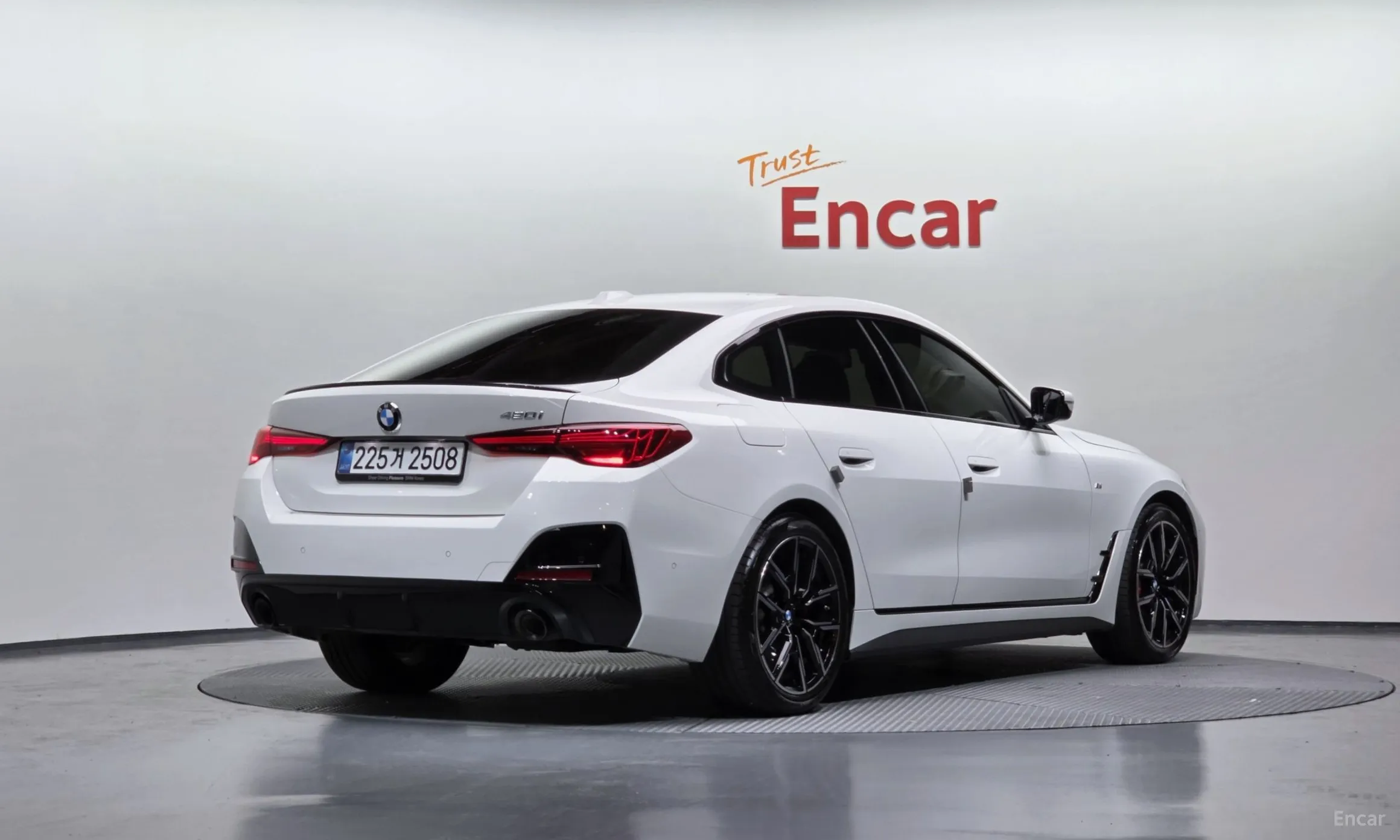 BMW Series 4 (G22)