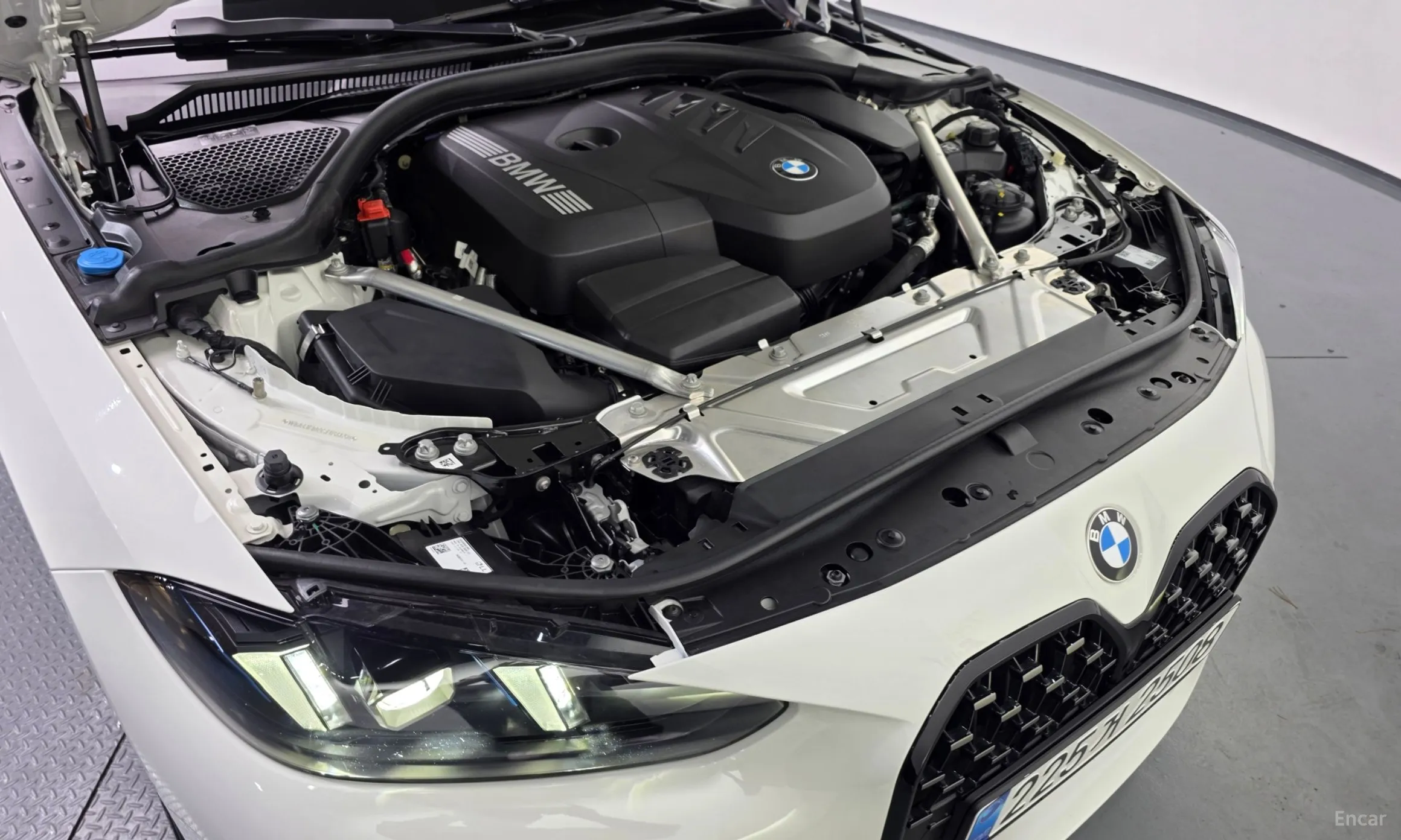 BMW Series 4 (G22) превью 6