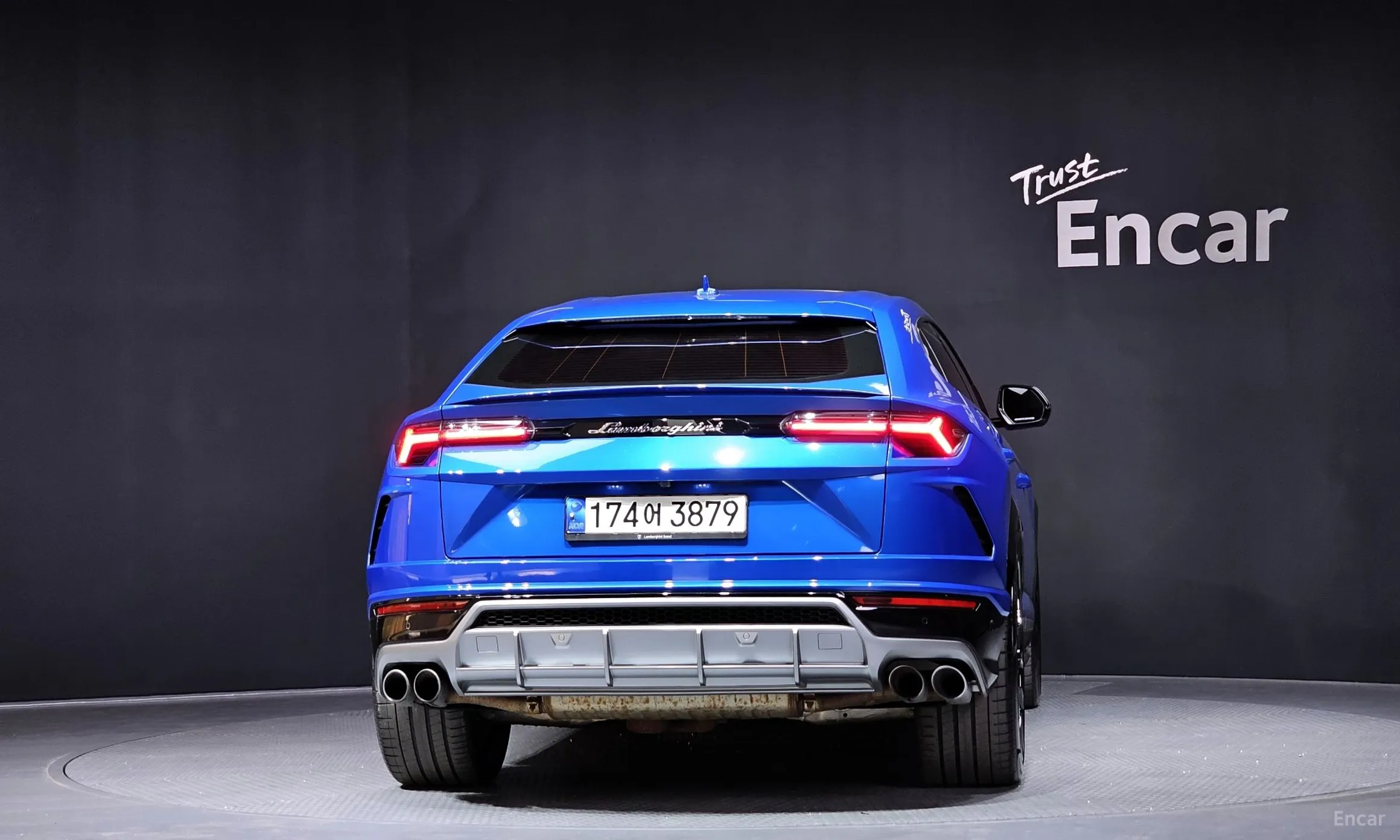 Lamborghini Urus превью 4