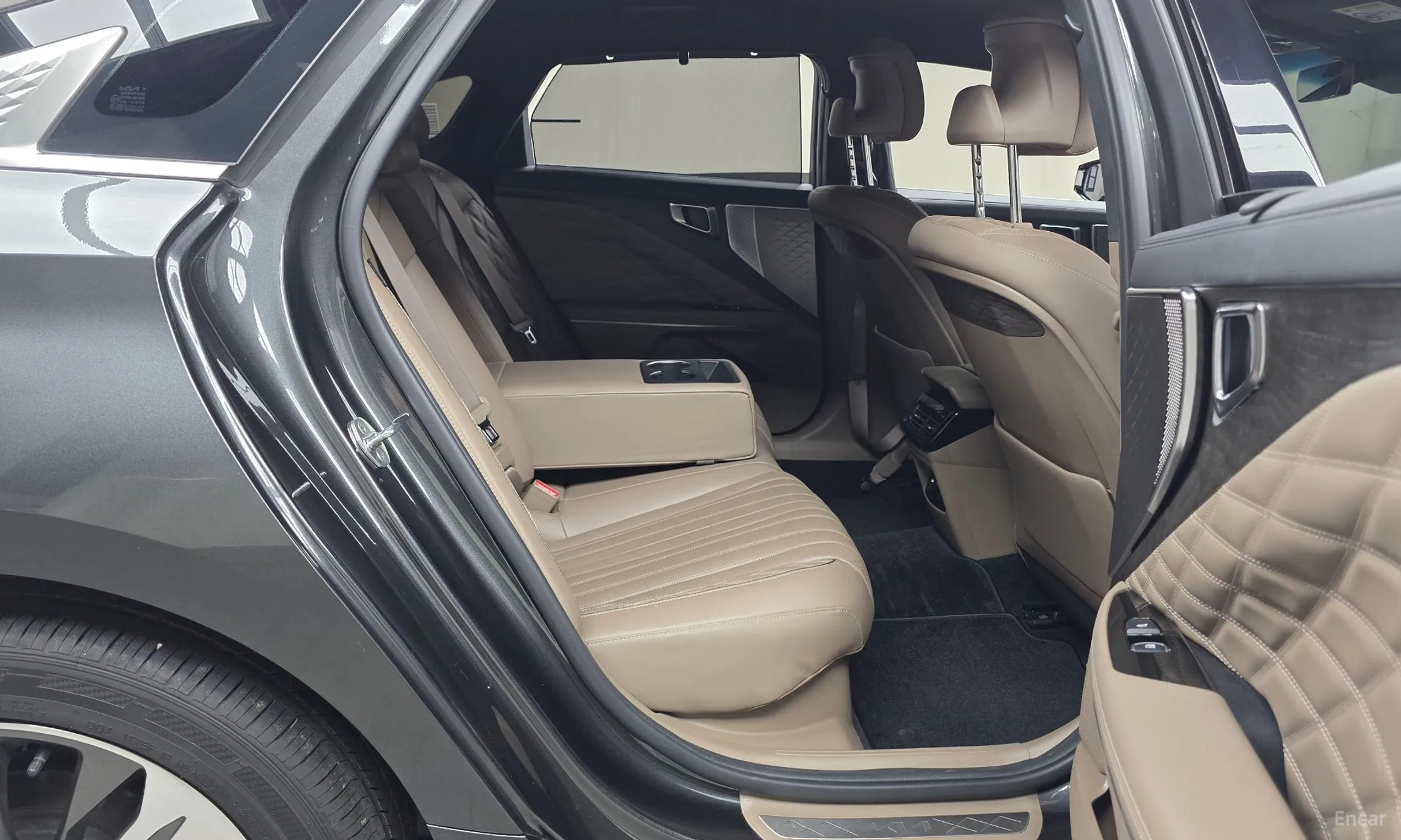 Kia K8 Hybrid превью 12