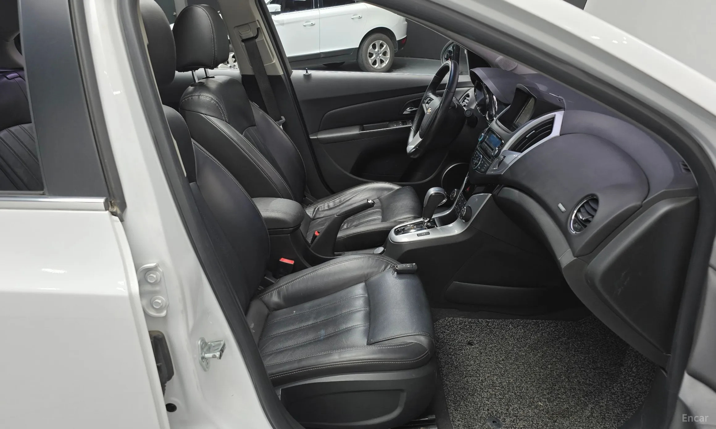 Chevrolet (GM Daewoo) Cruze превью 11