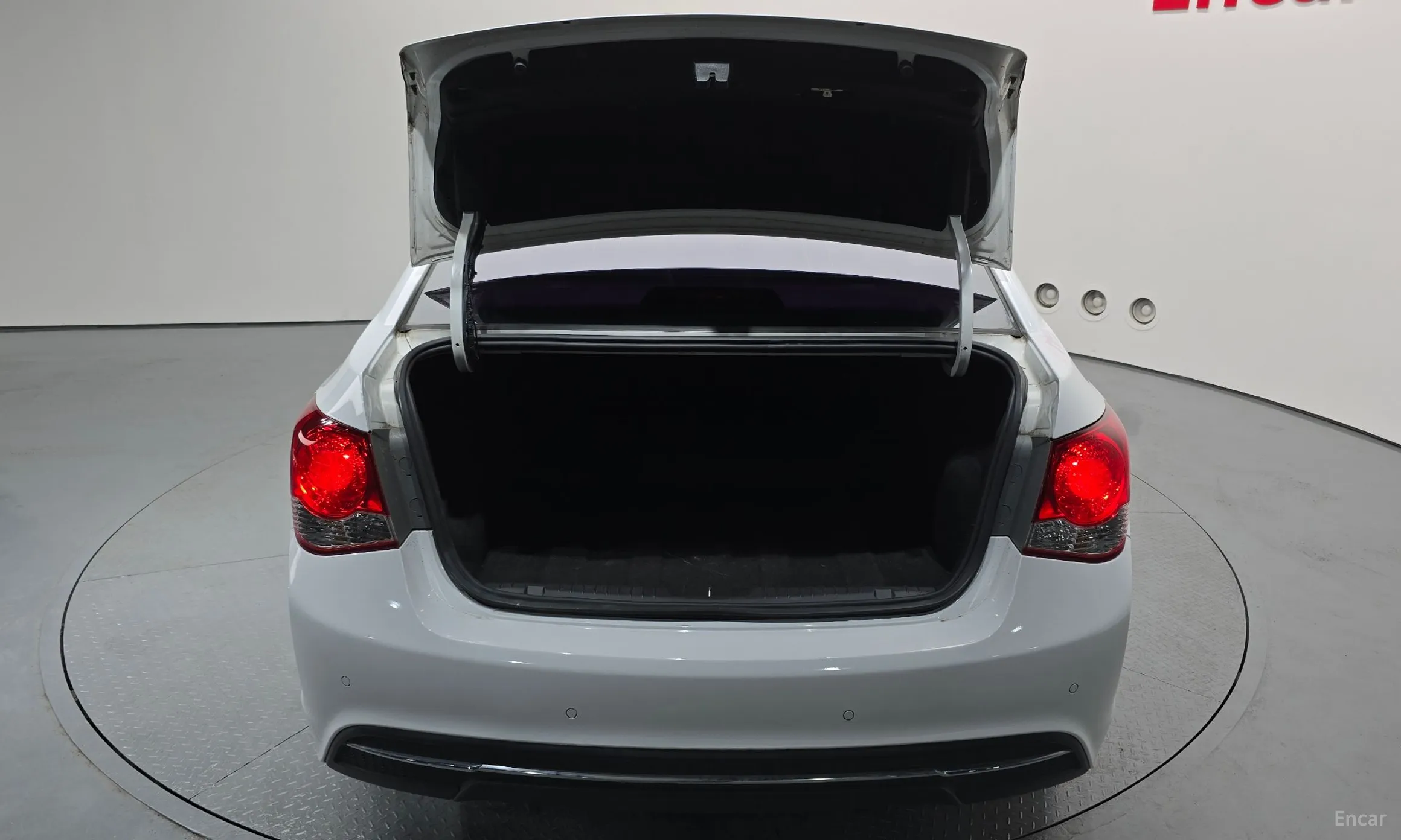 Chevrolet (GM Daewoo) Cruze превью 20