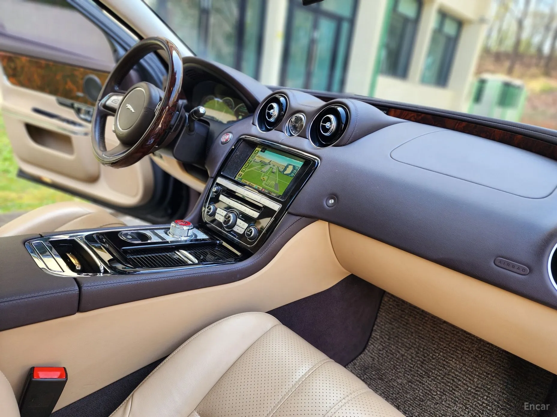 Jaguar All New XJ превью 13