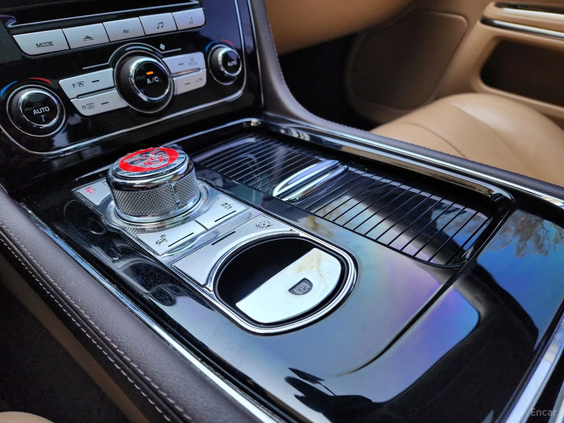 Jaguar All New XJ превью 14