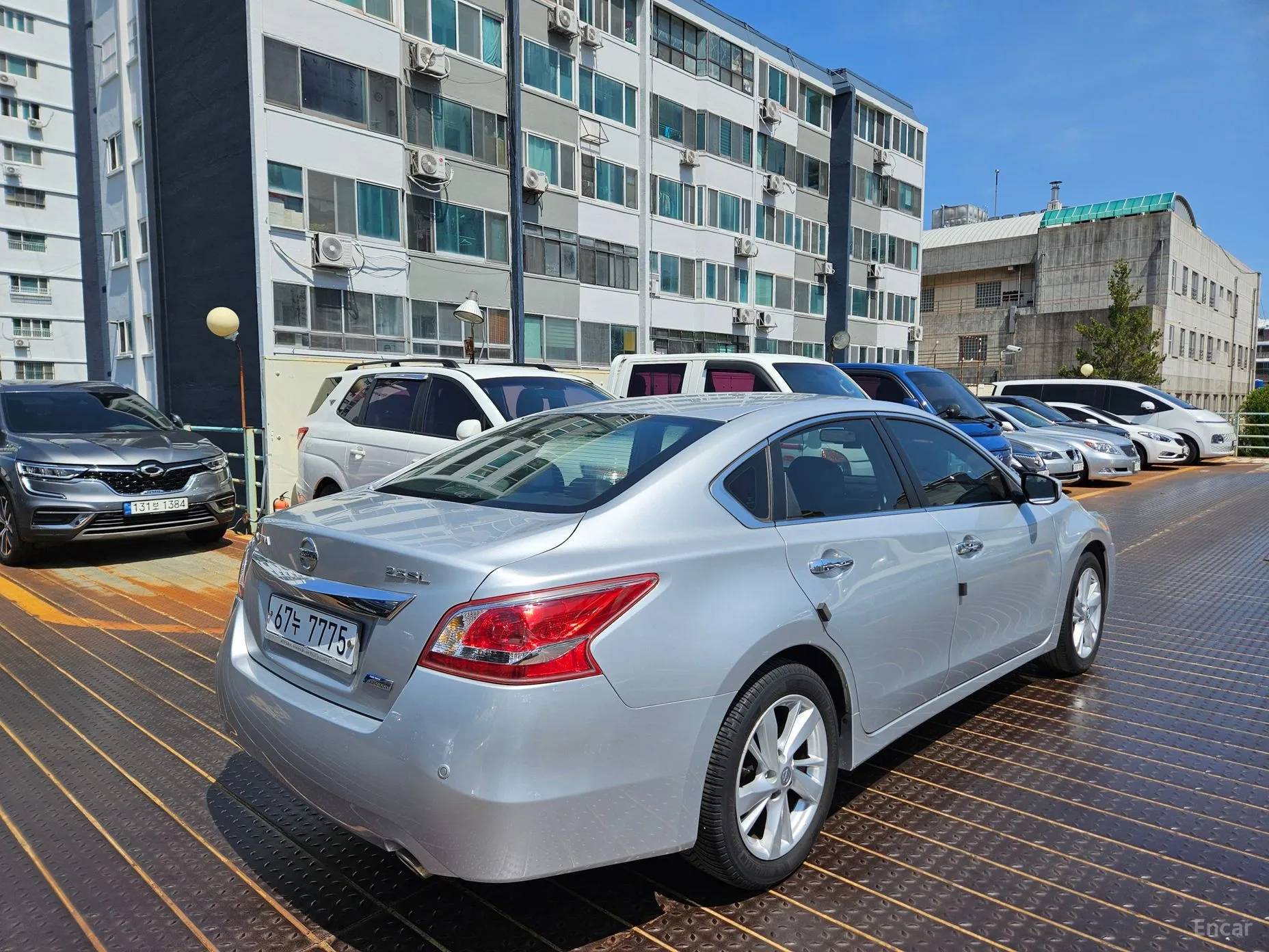 Nissan Altima превью 6