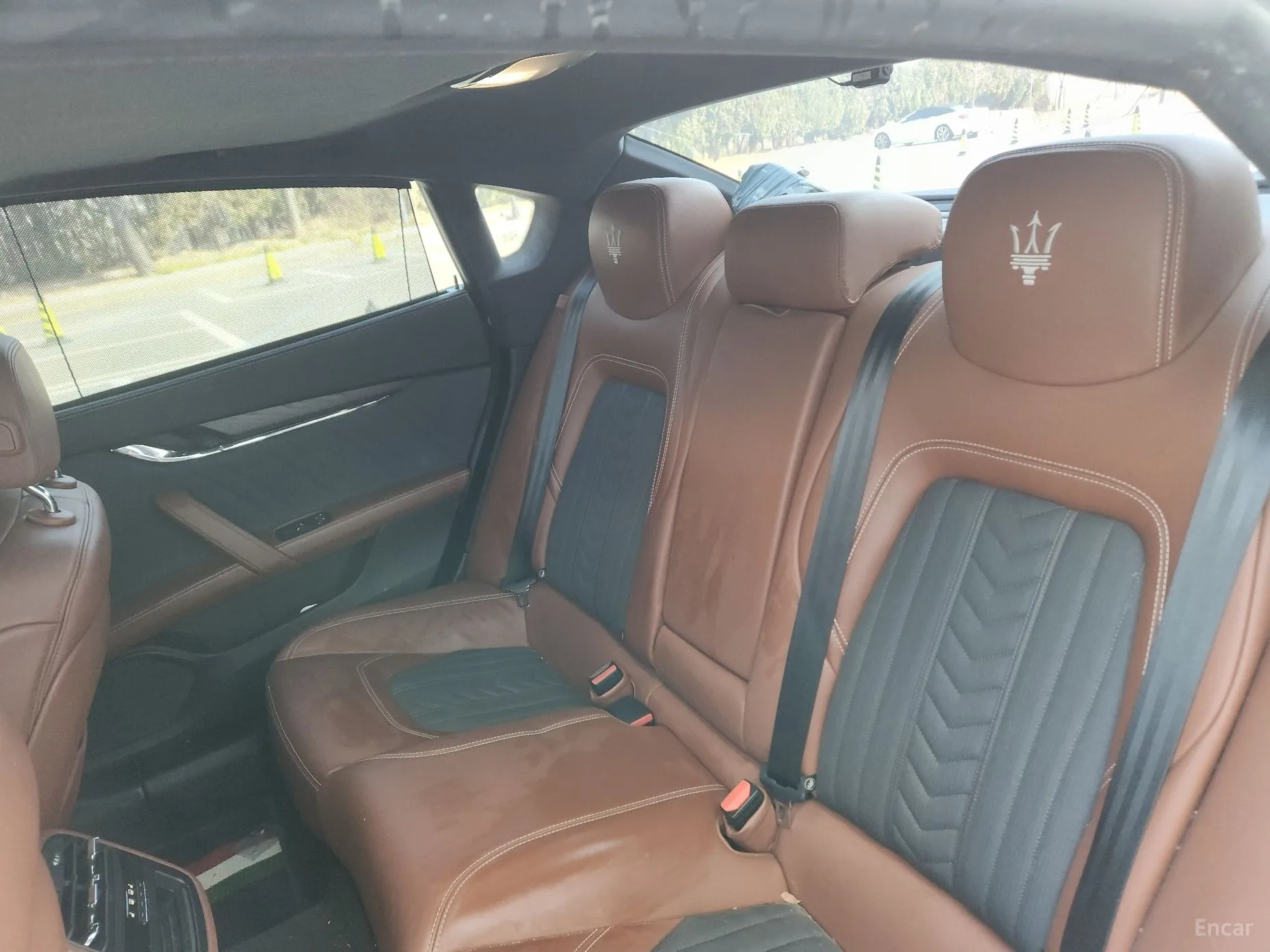 Maserati Quattroporte превью 9