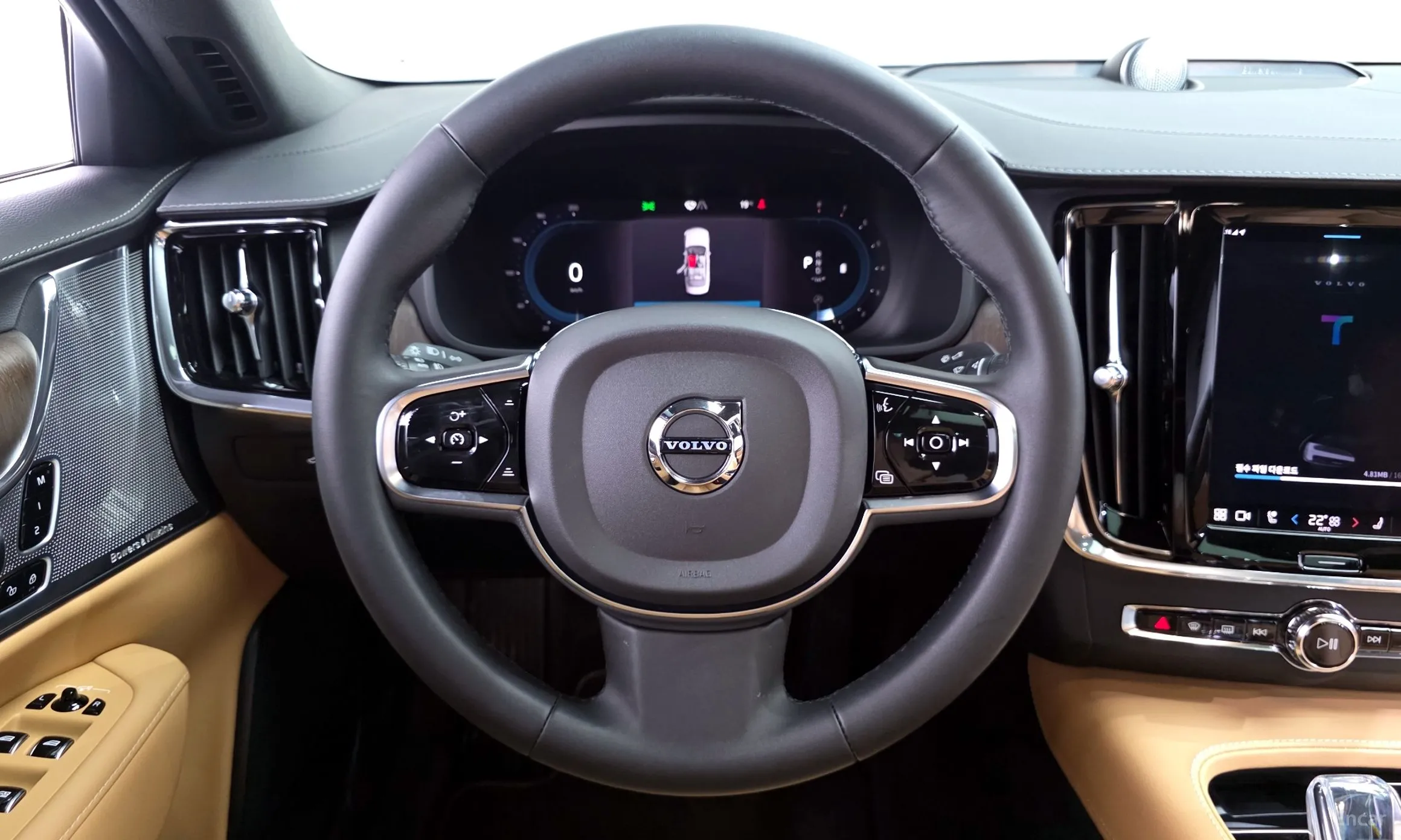 Volvo S90 превью 12