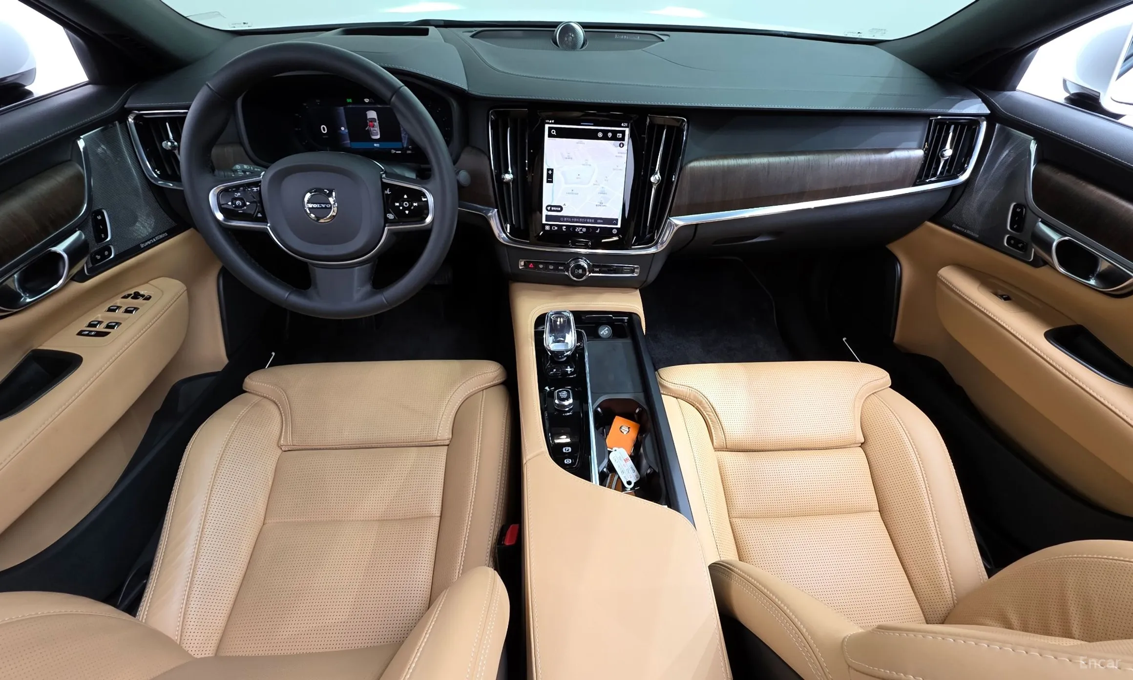 Volvo S90 превью 7