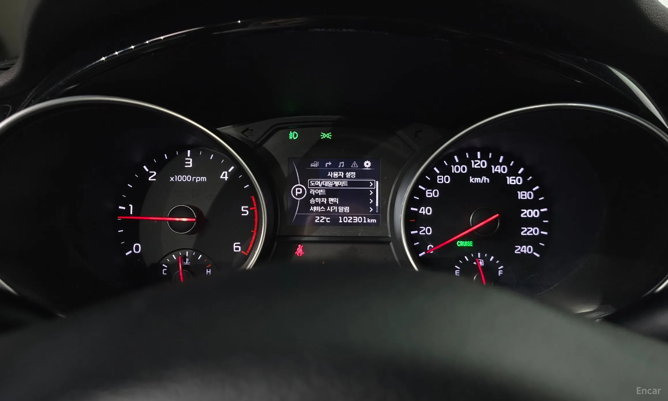 Kia Carnival превью 8