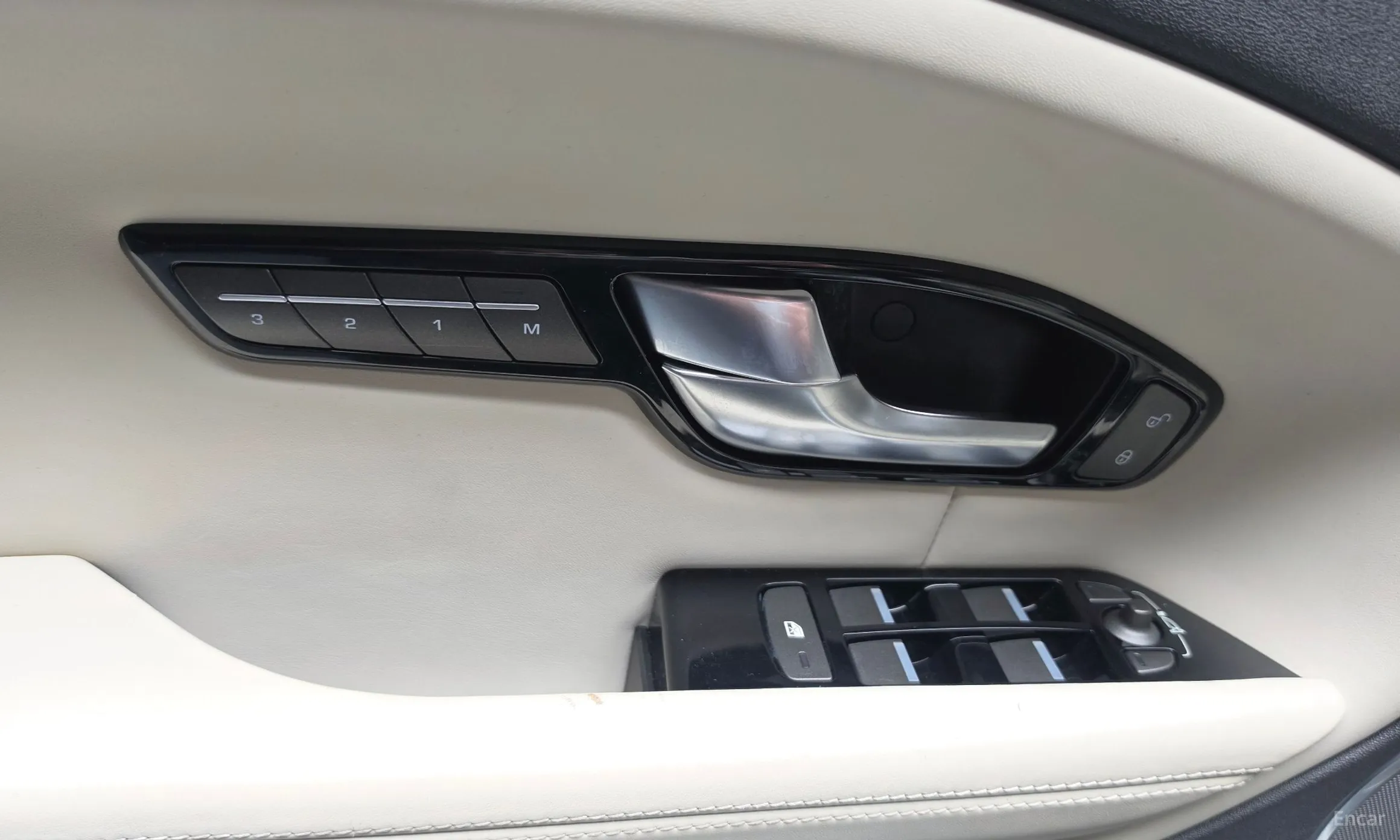 Land Rover Range Rover Evoque превью 14