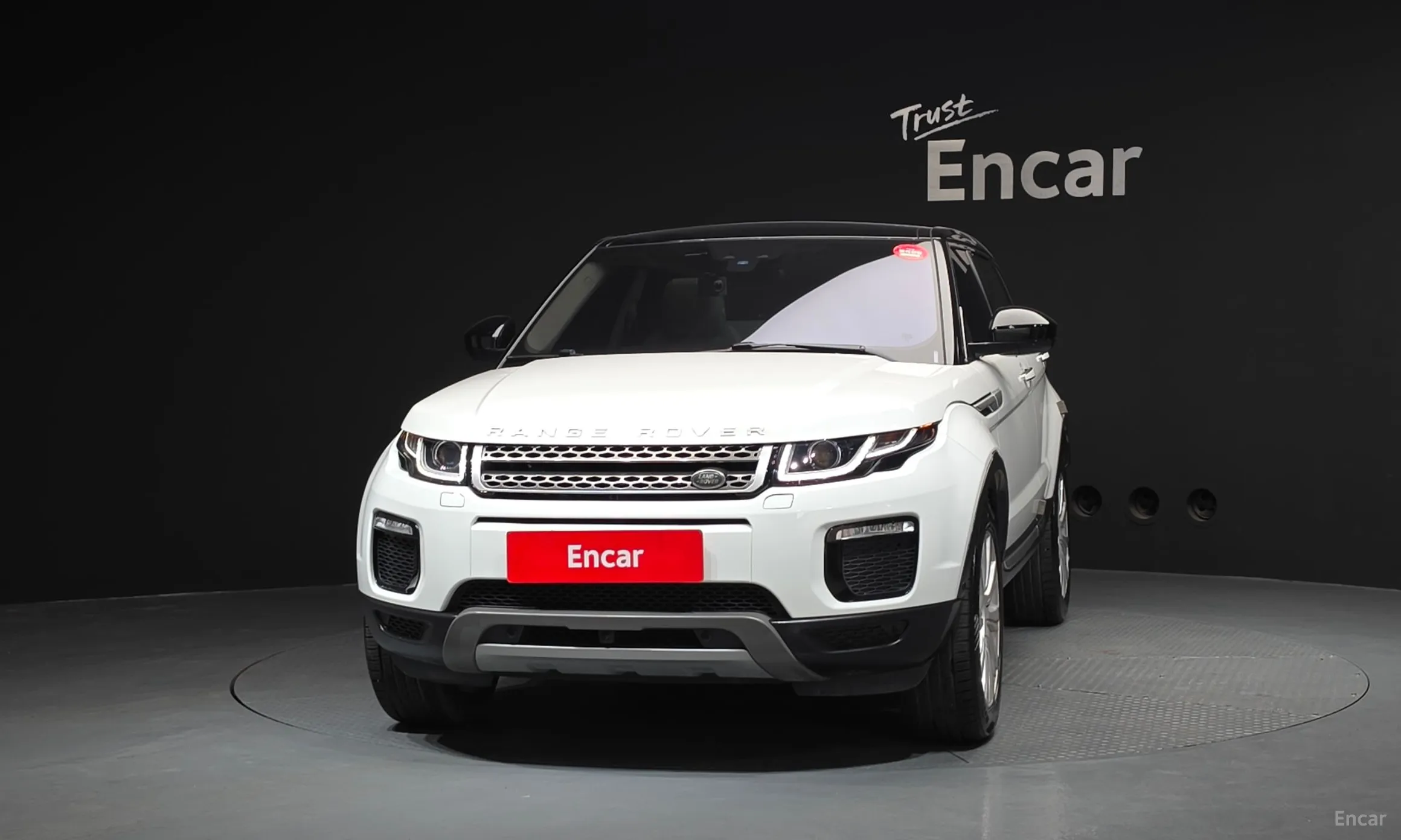 Land Rover Range Rover Evoque превью 3