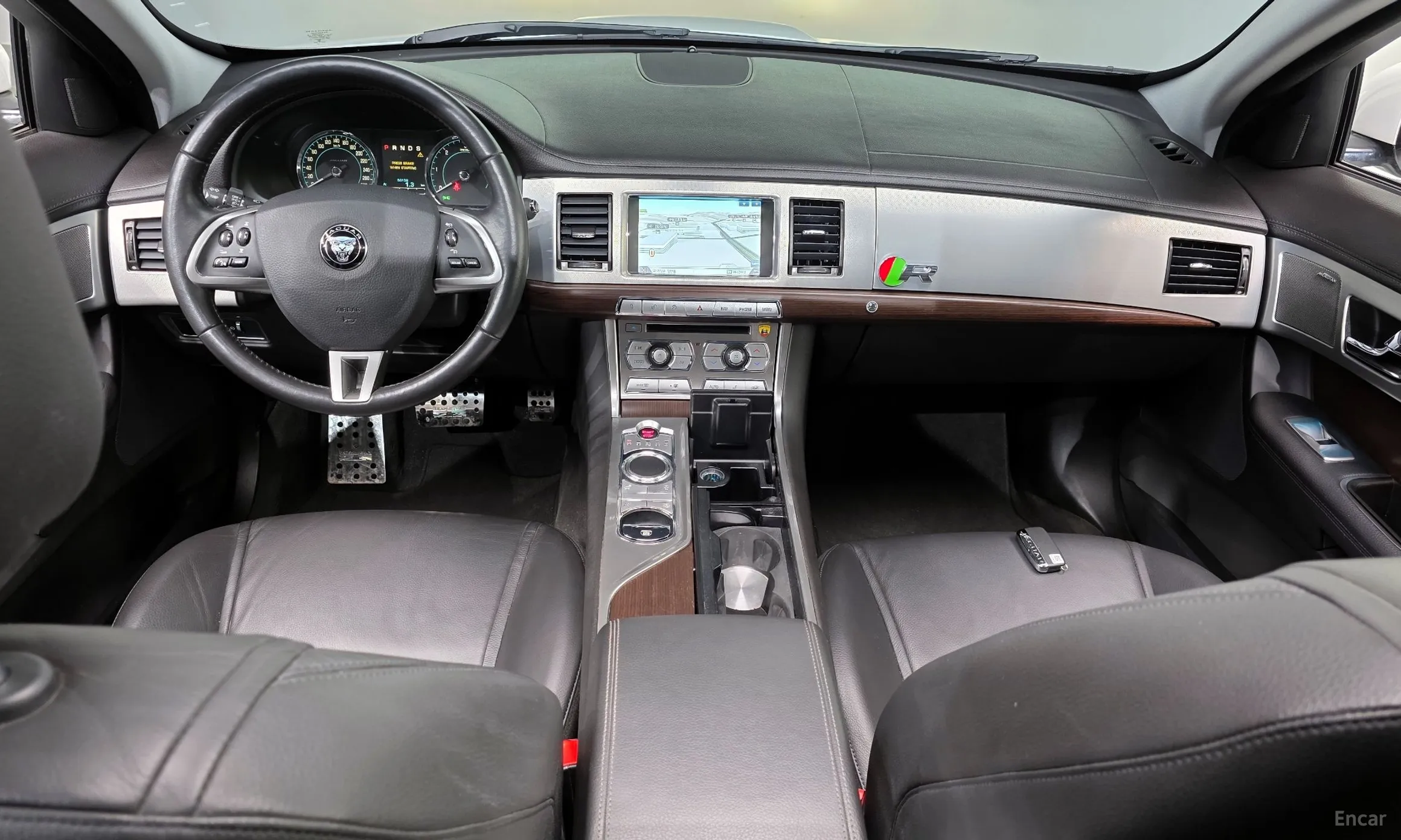 Jaguar New XF превью 7