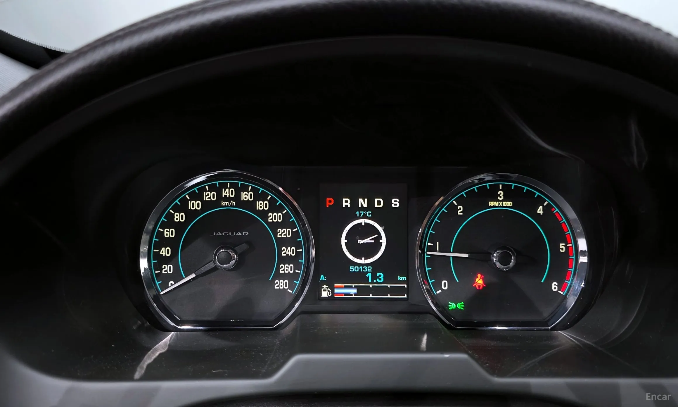 Jaguar New XF превью 8