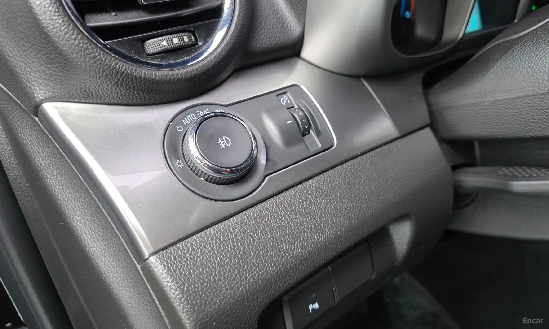 Chevrolet (GM Daewoo) Orlando превью 13
