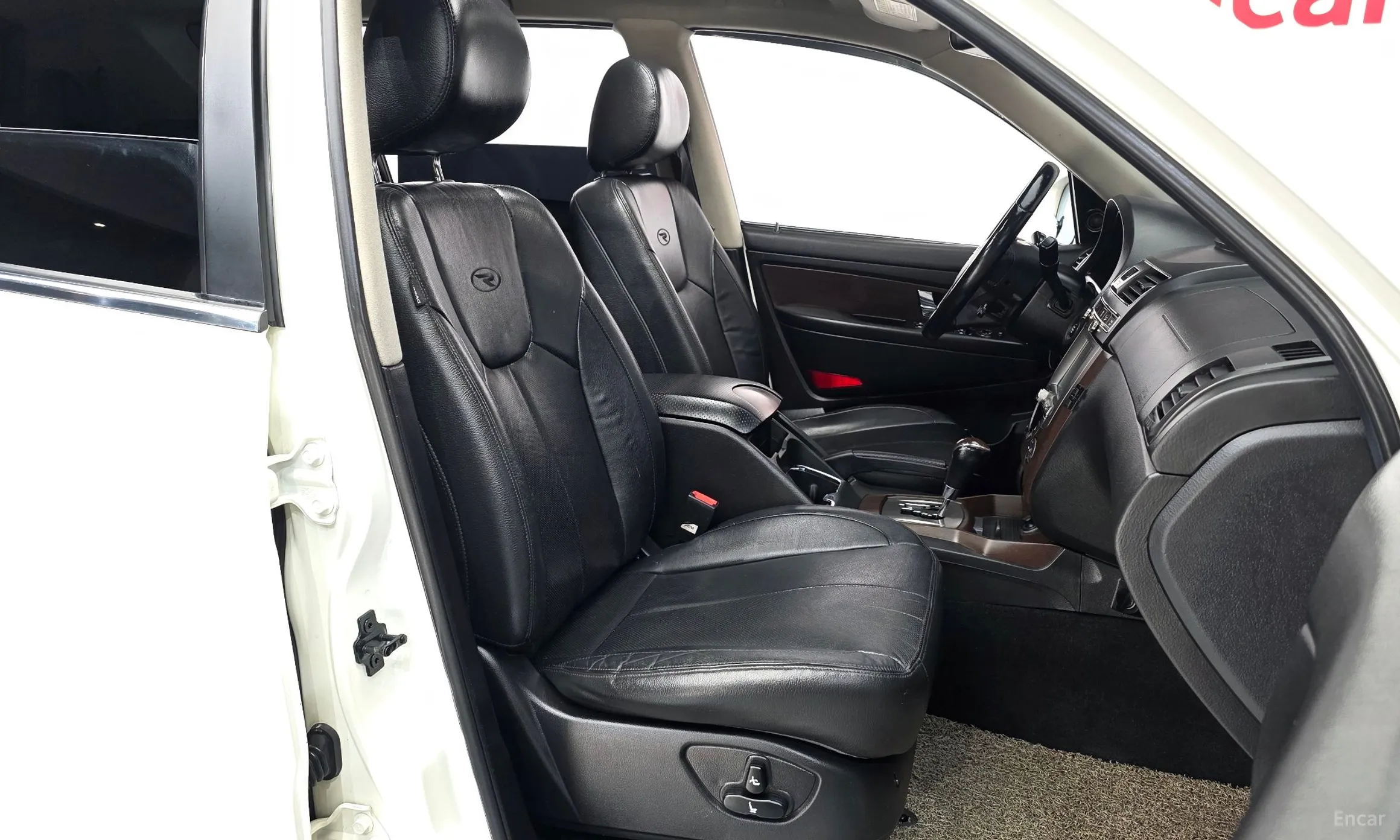 KG Mobility (SsangYong) Rexton W превью 11