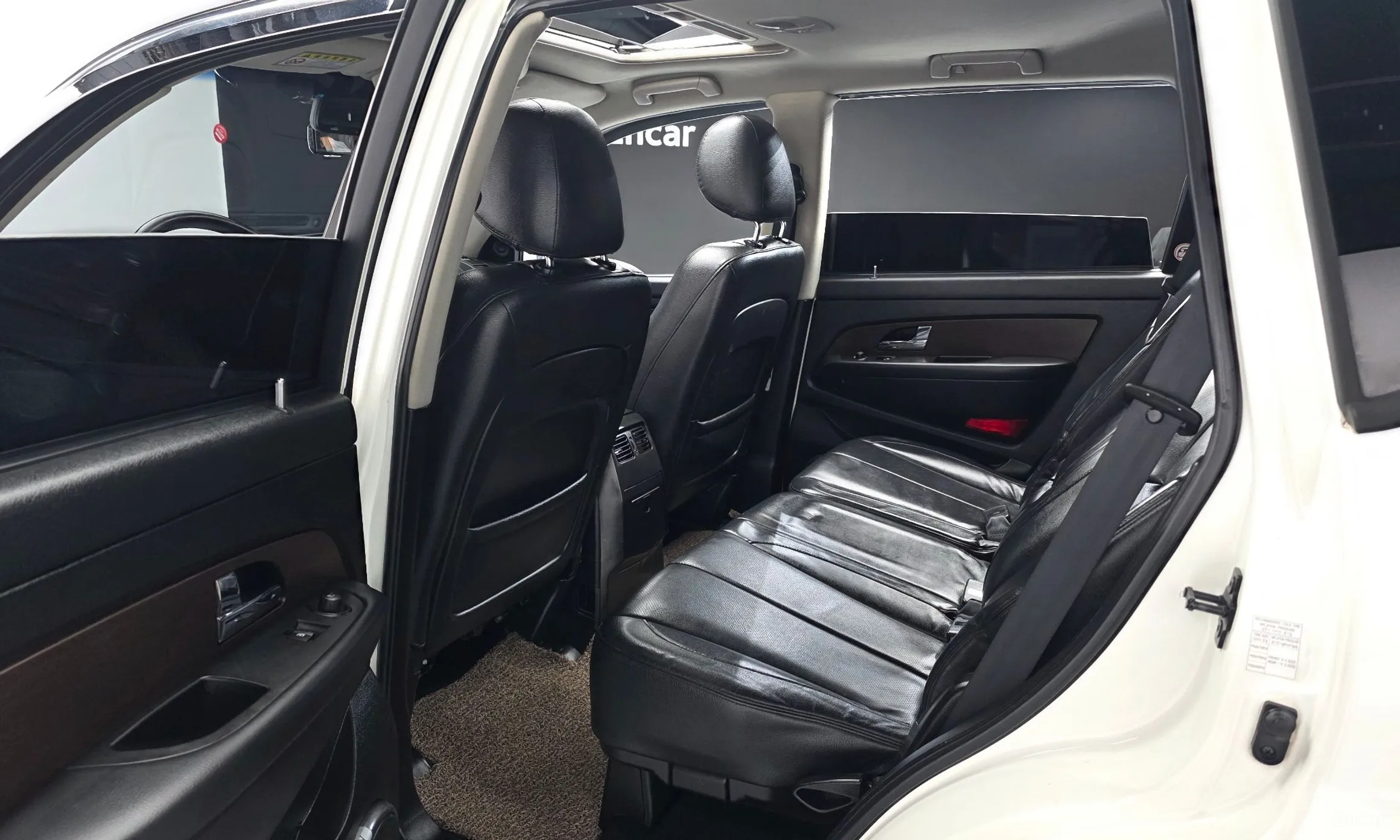 KG Mobility (SsangYong) Rexton W превью 12