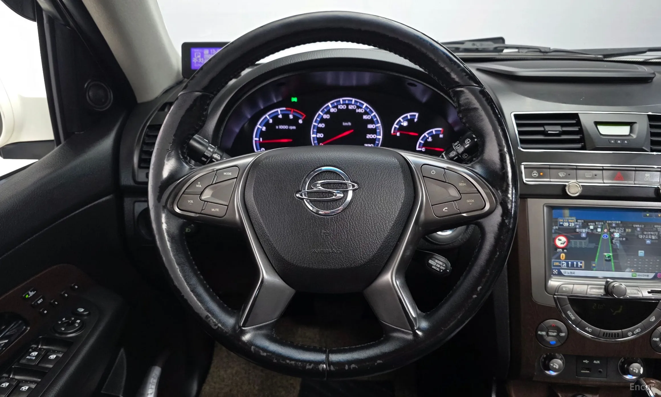 KG Mobility (SsangYong) Rexton W превью 13