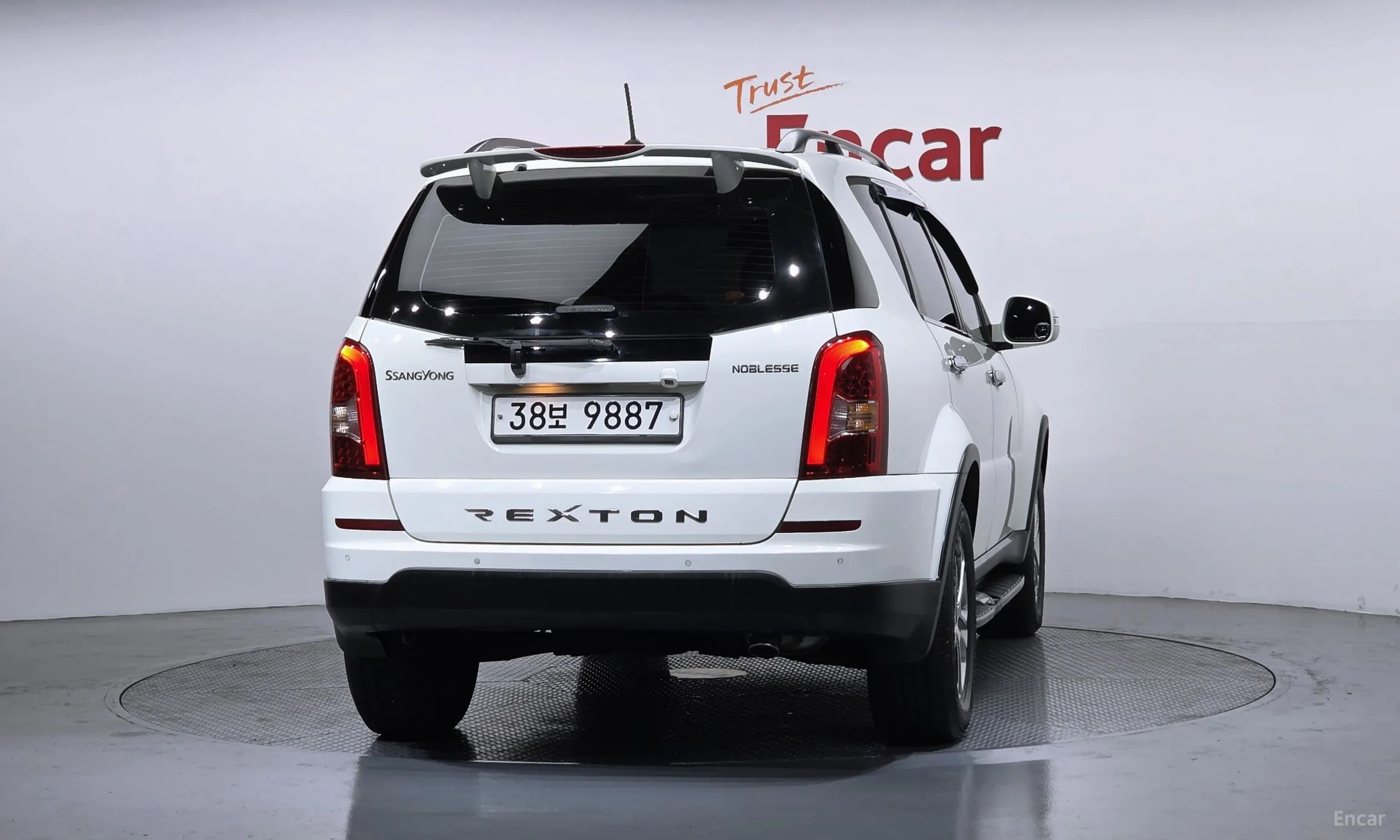 KG Mobility (SsangYong) Rexton W превью 4