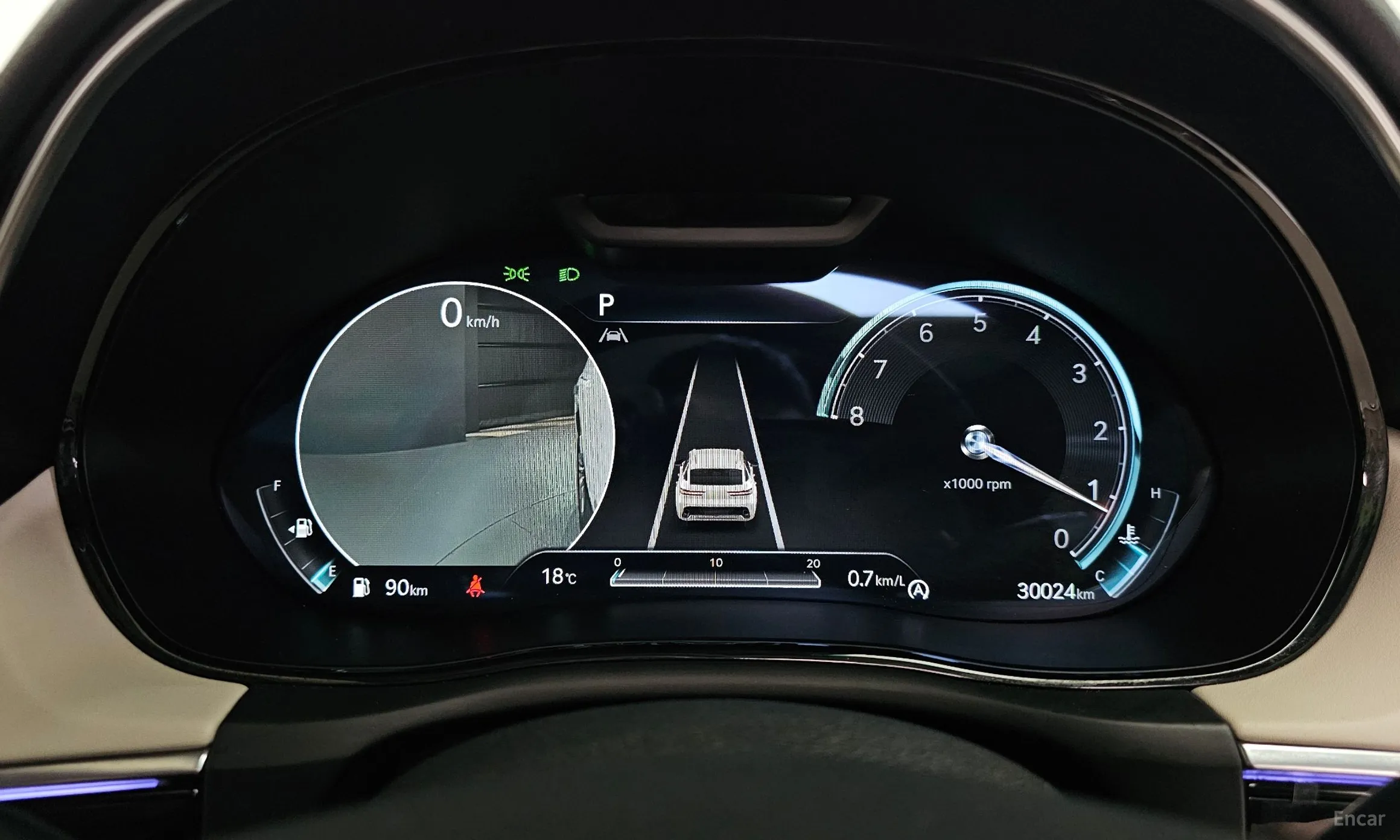 Genesis GV70 превью 8