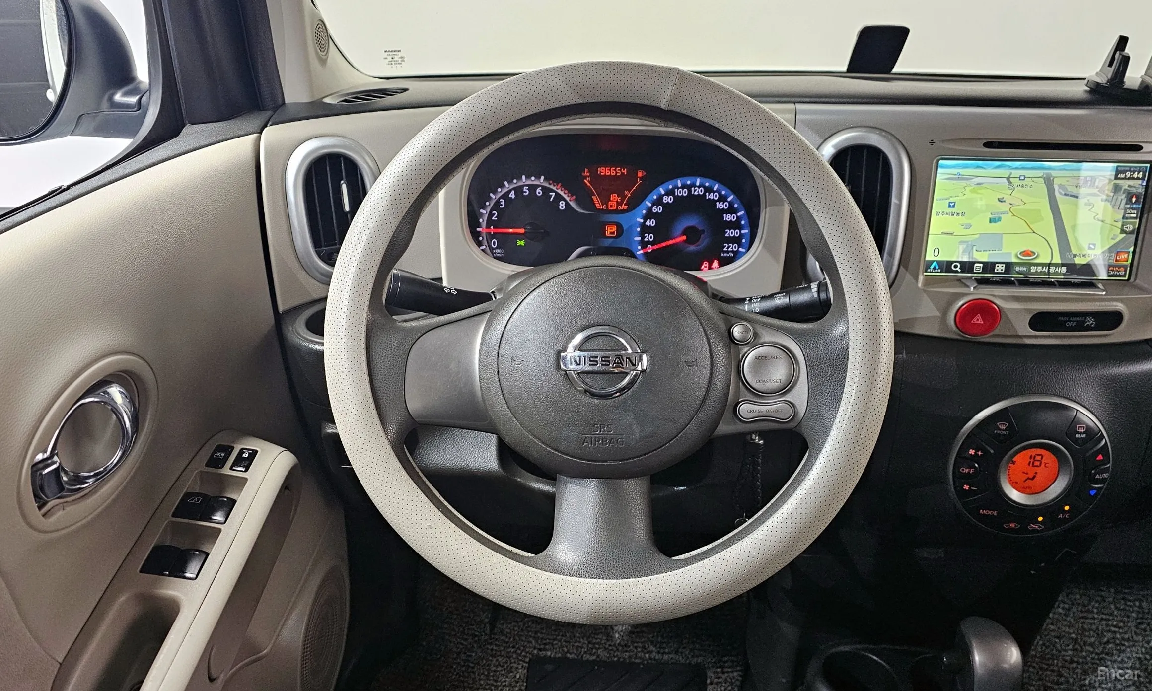 Nissan Cube превью 13