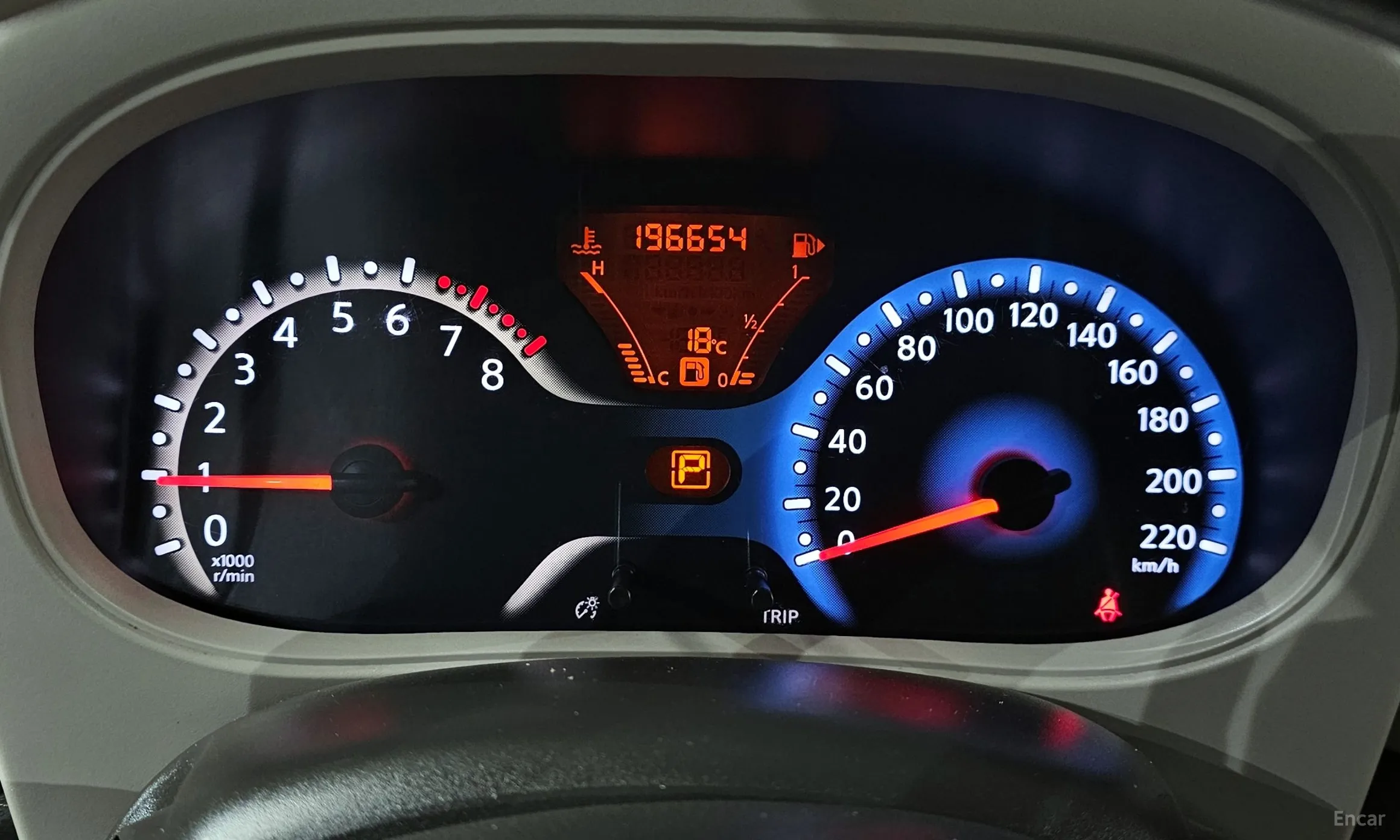 Nissan Cube превью 8