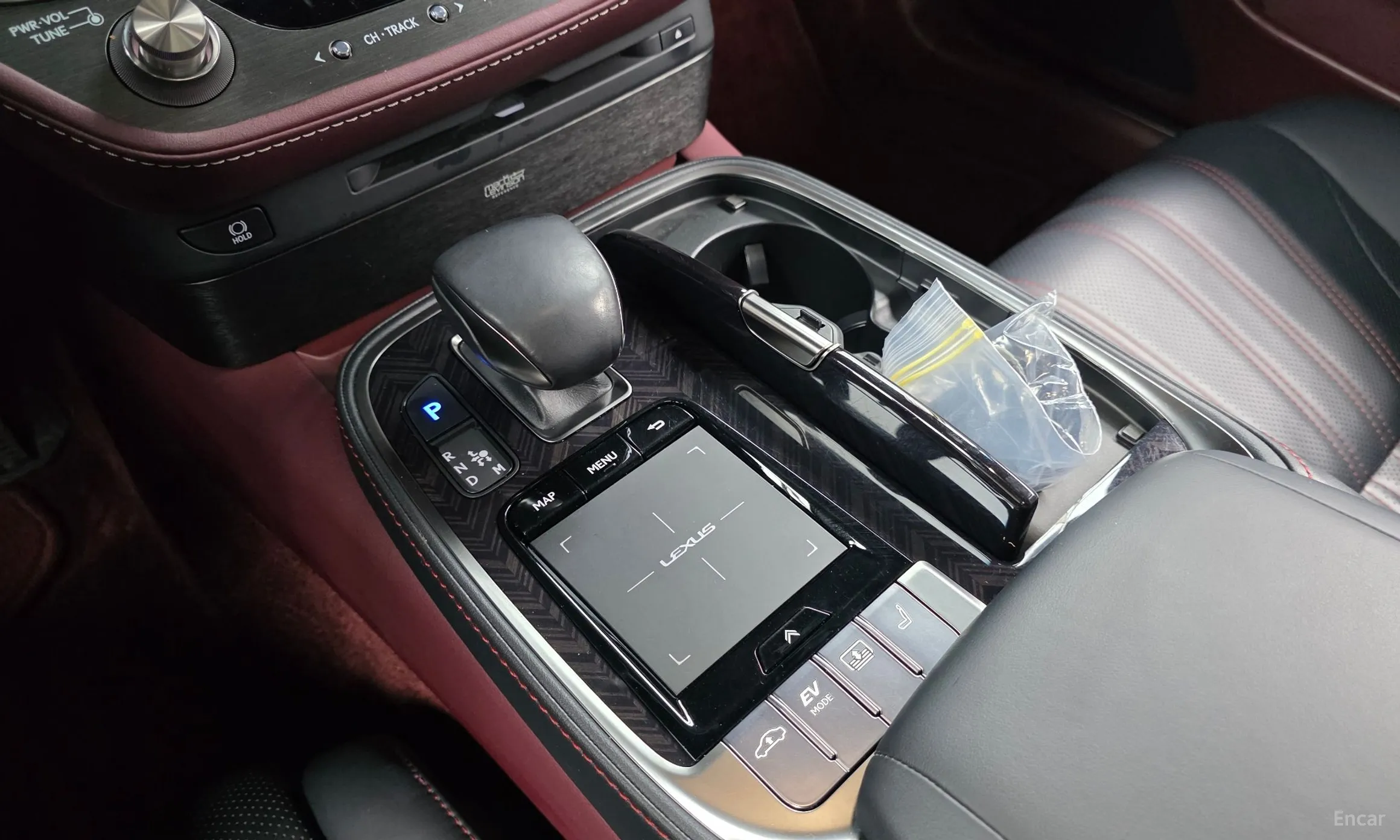 Lexus LS500h Gen 5 превью 9