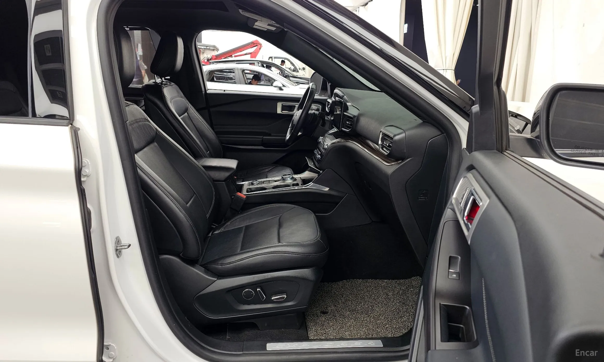Ford Explorer 6th Generation превью 11