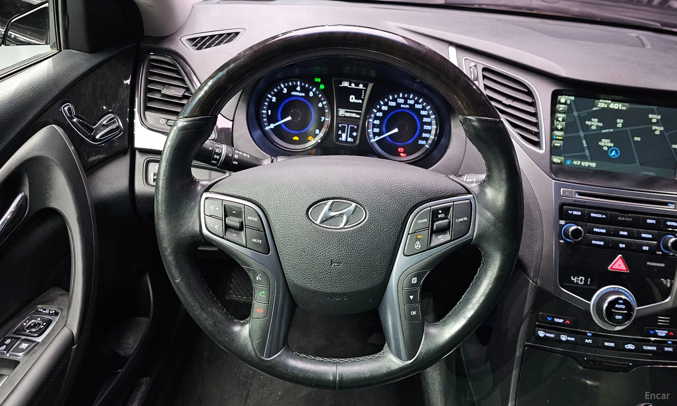 Hyundai Grandeur HG превью 14