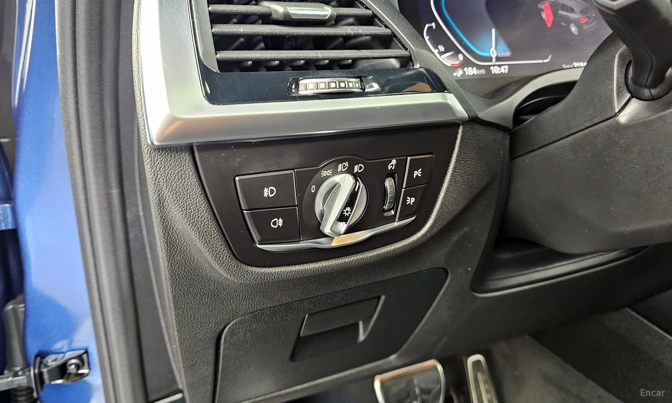 BMW X3 (G01) превью 16