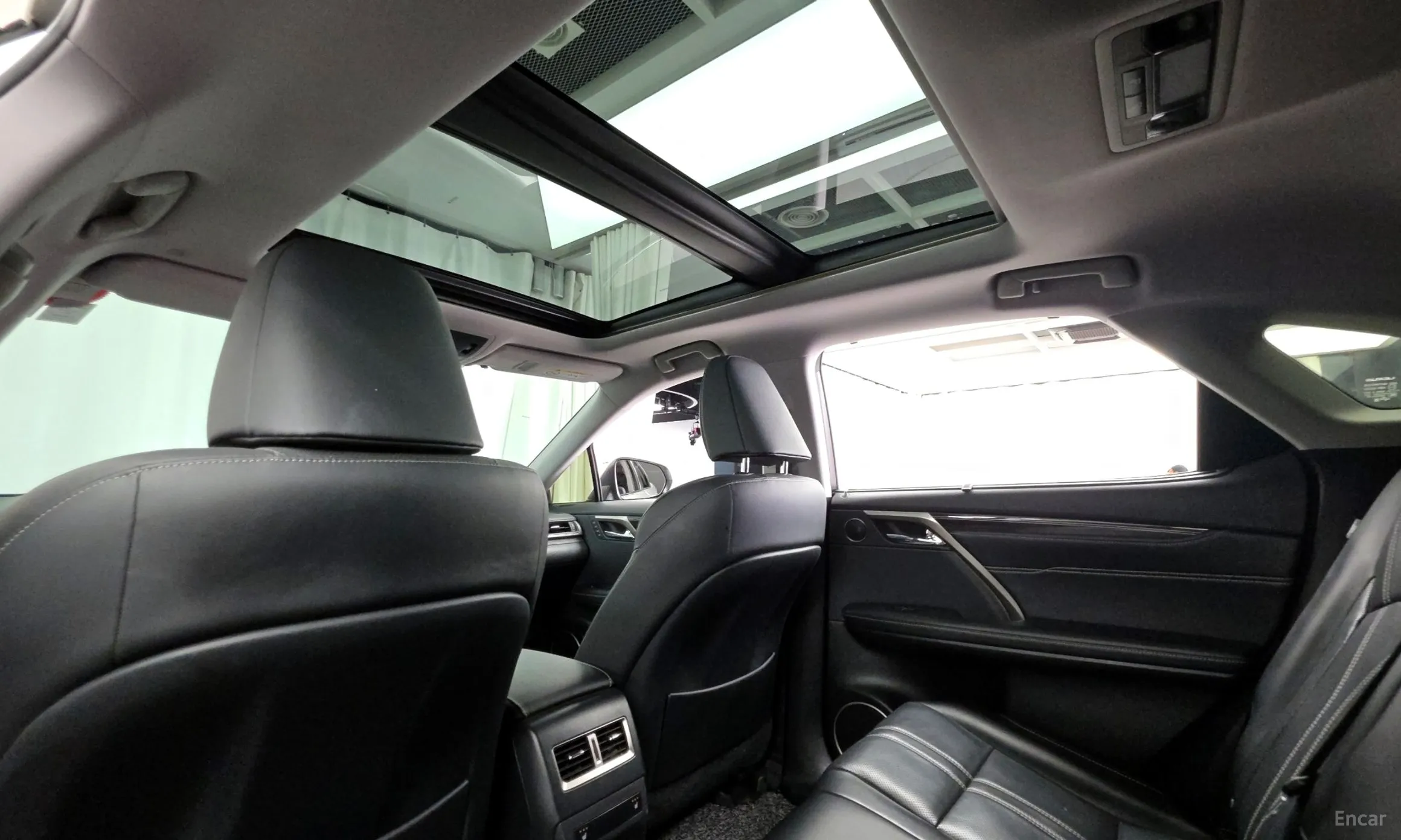 Lexus RX450h Gen 4 превью 18