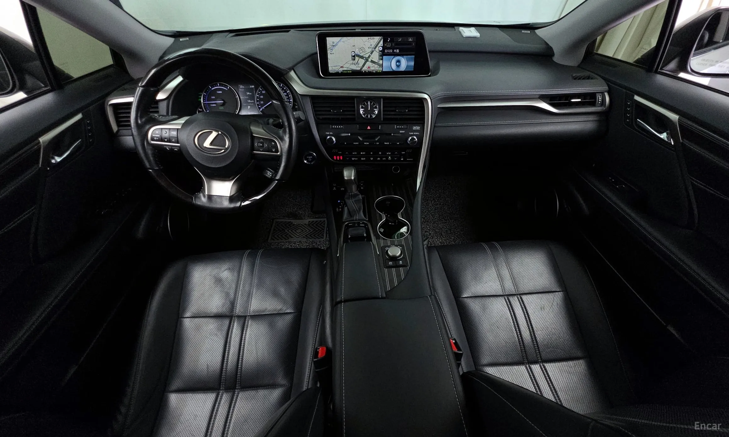 Lexus RX450h Gen 4 превью 7