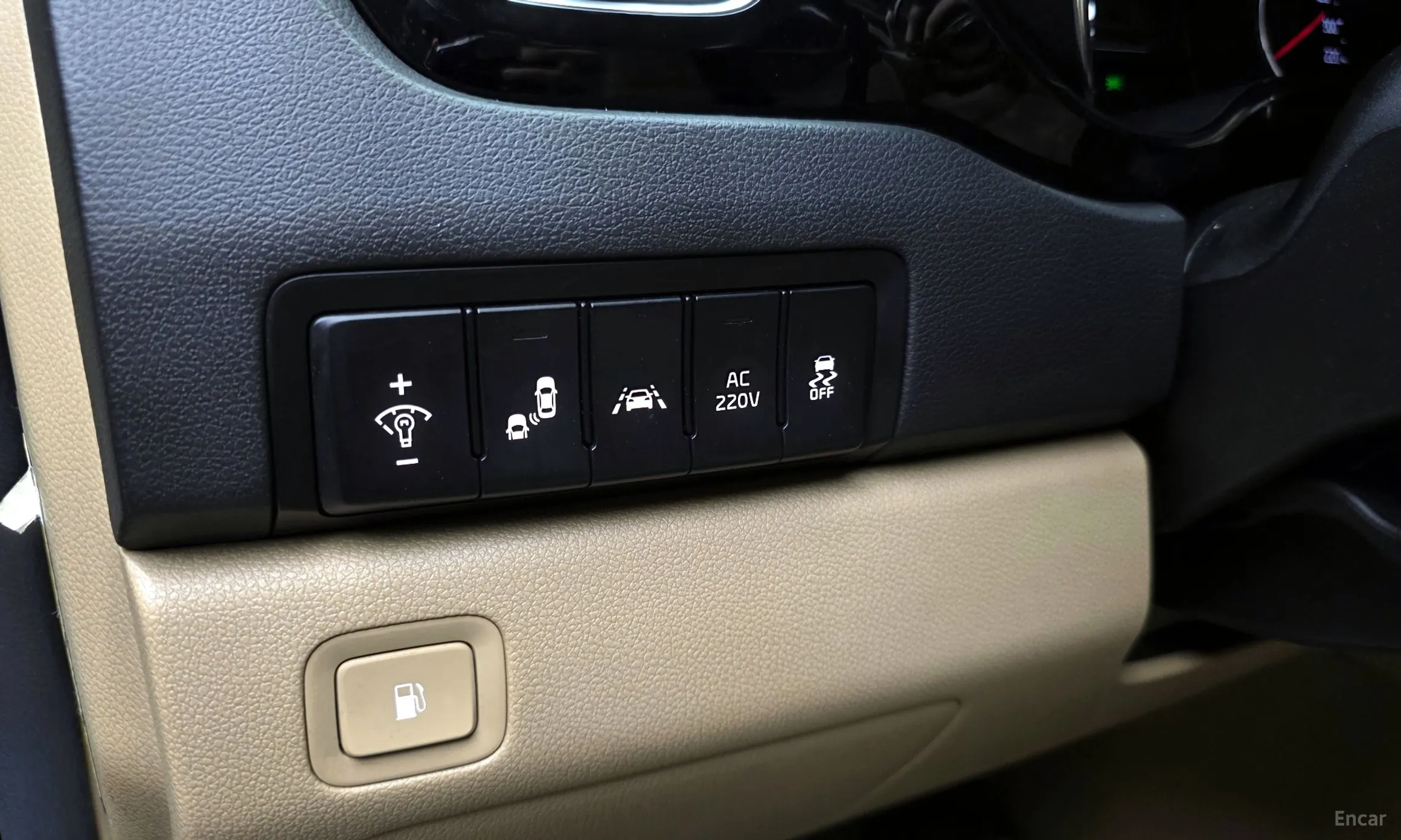 Kia Carnival превью 16