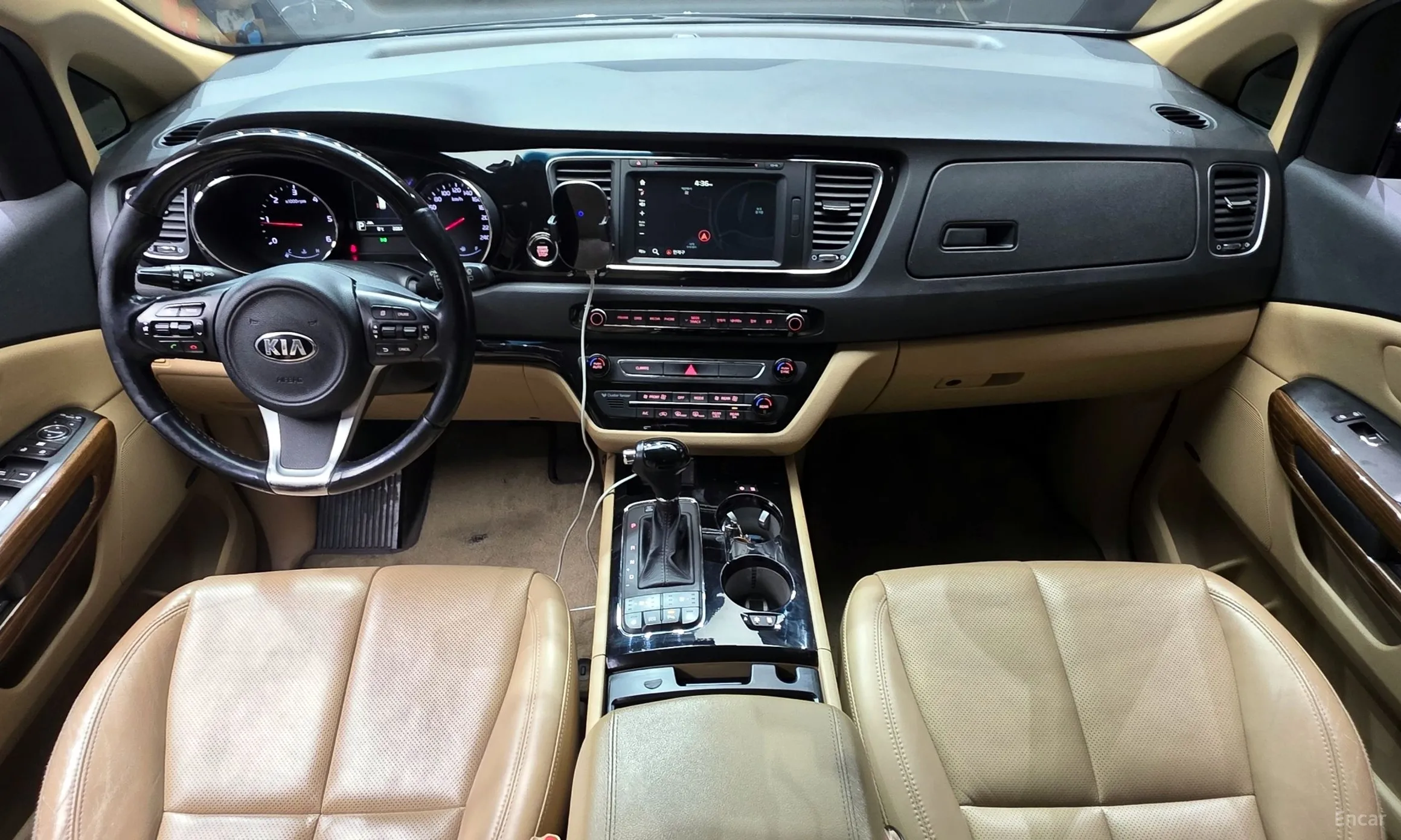 Kia Carnival превью 7