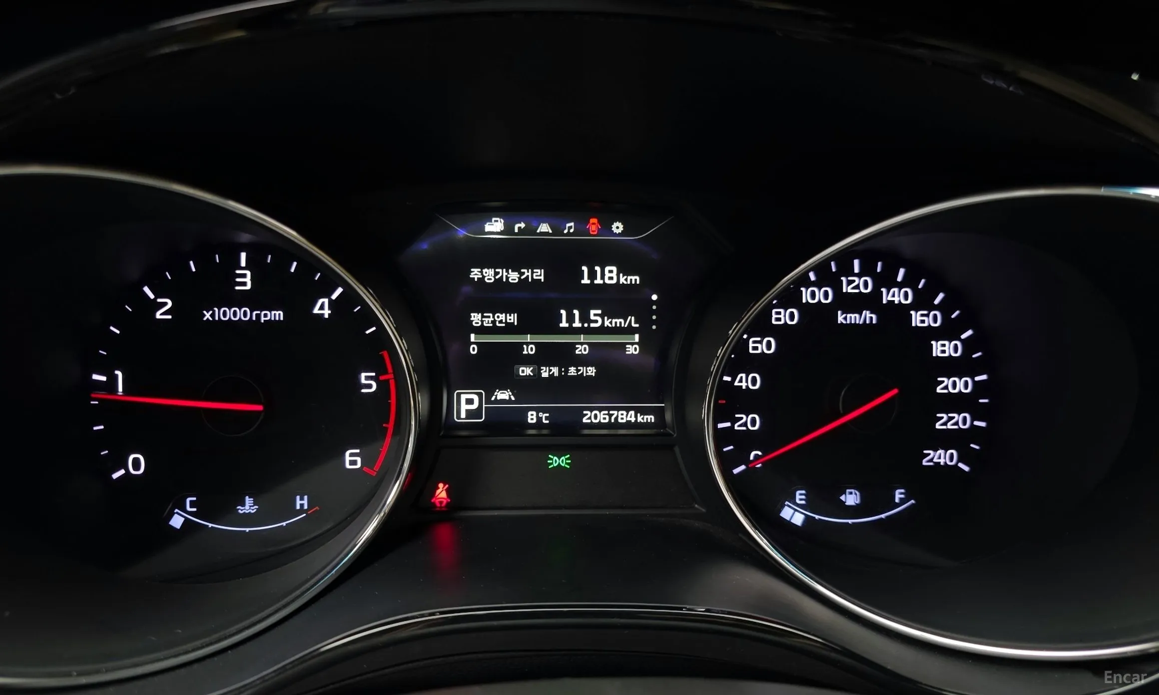 Kia Carnival превью 8