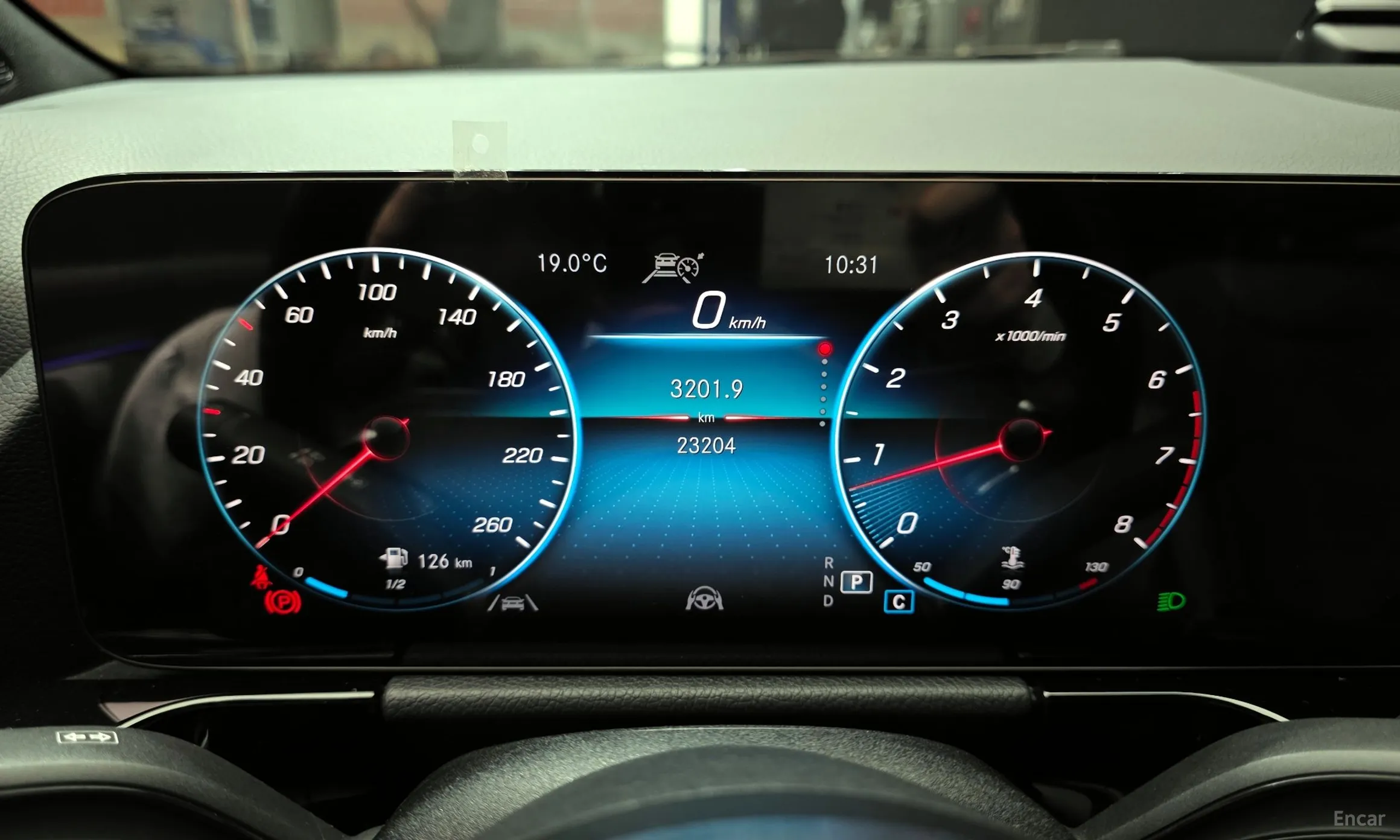 Mercedes Benz GLA-Class H247 превью 8