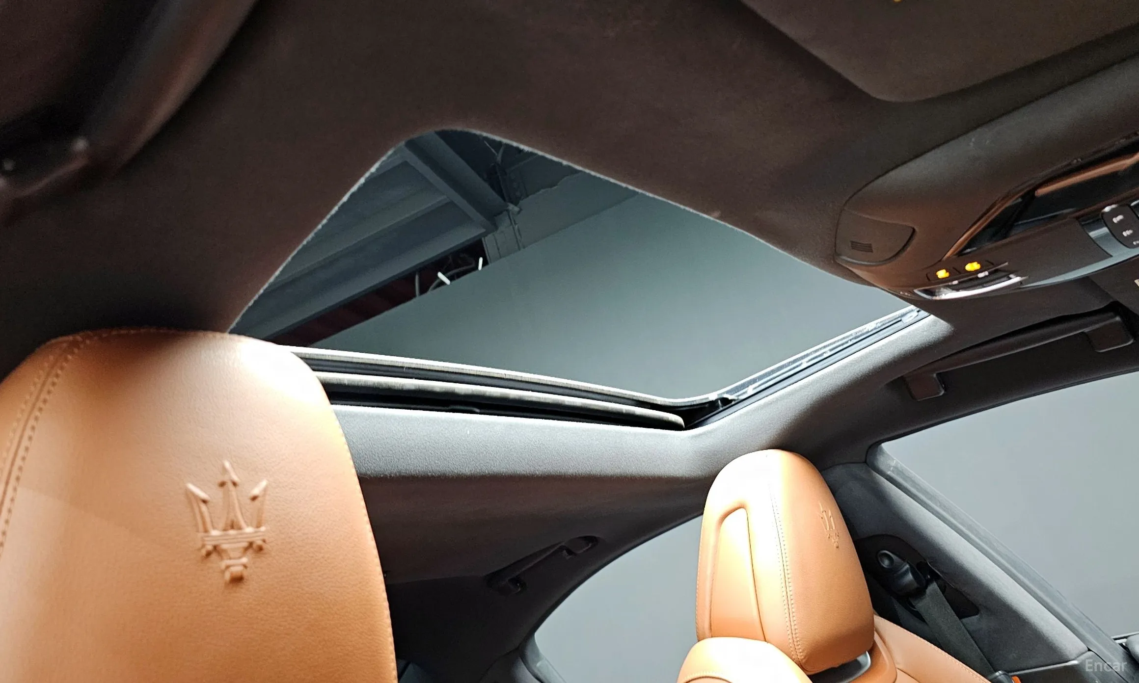Maserati Ghibli превью 19