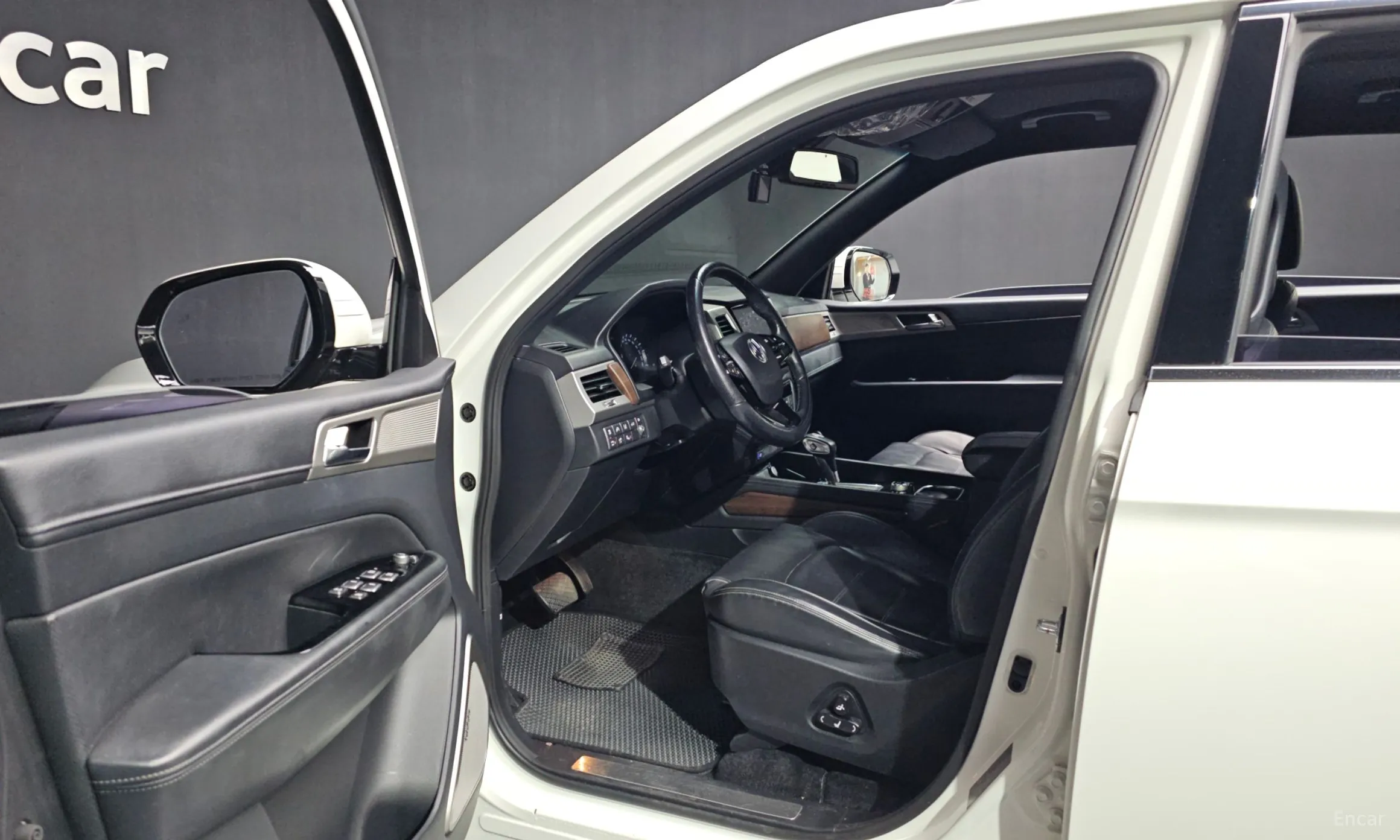 KG Mobility (SsangYong) G4 Rexton превью 10