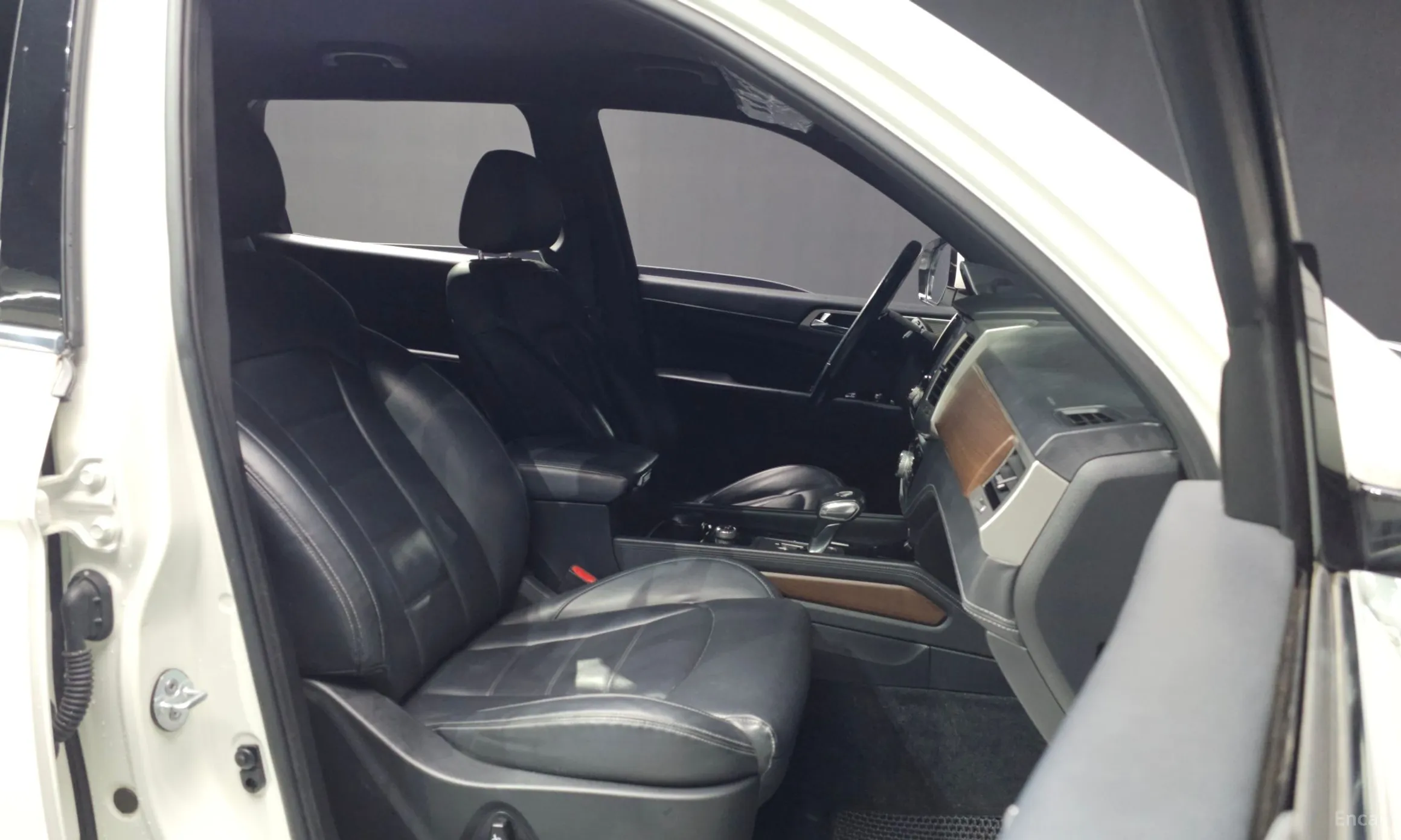 KG Mobility (SsangYong) G4 Rexton превью 11
