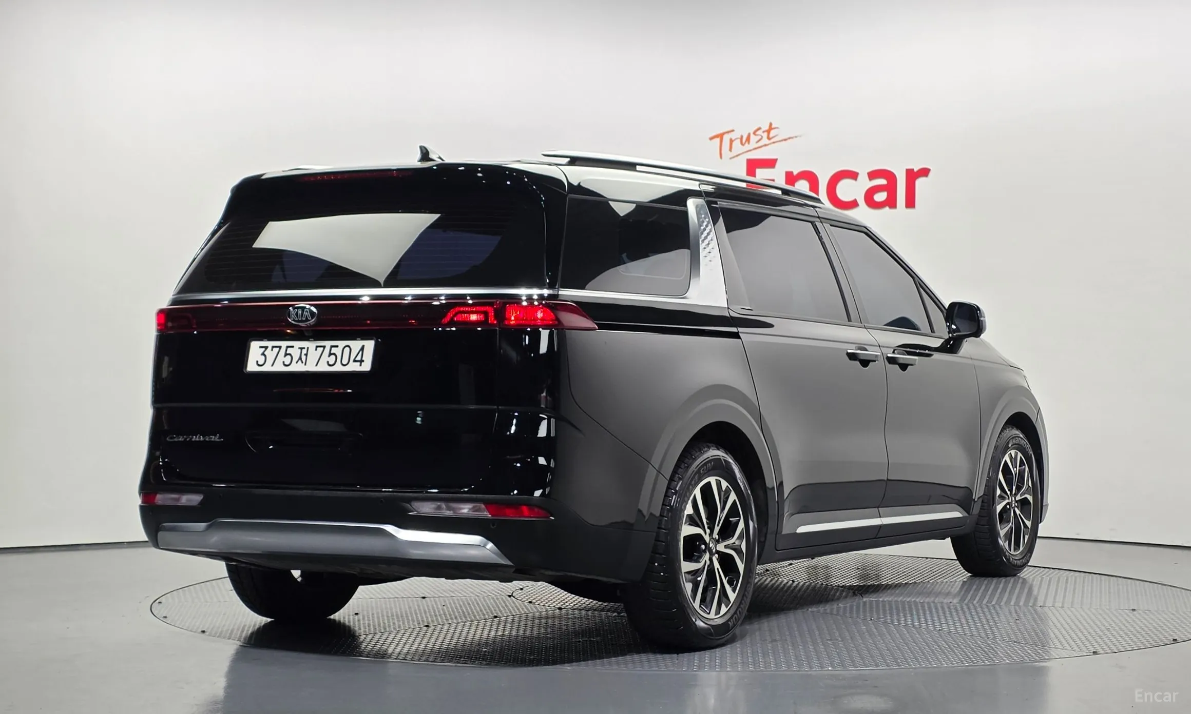 Kia Carnival Gen 4 превью 2