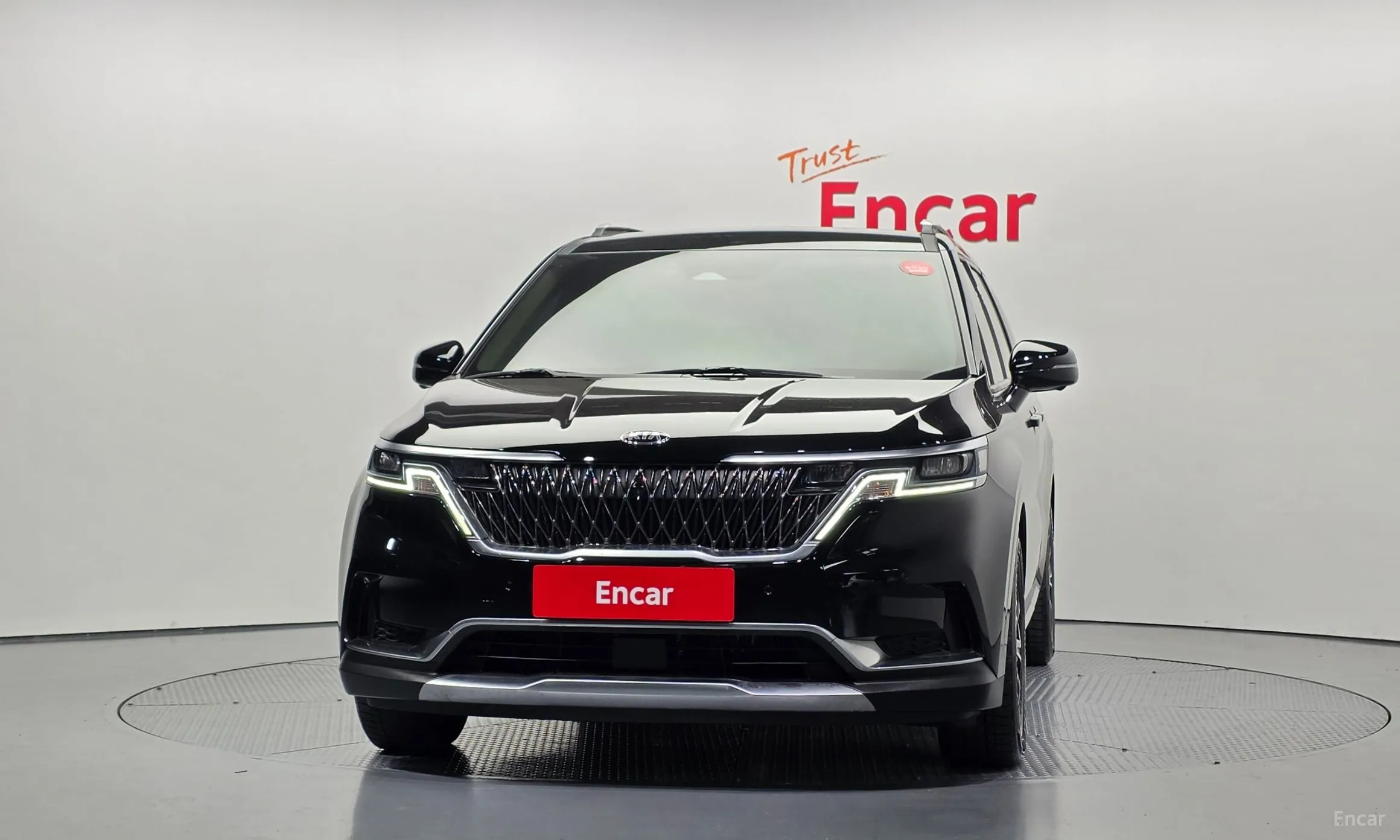 Kia Carnival Gen 4 превью 3