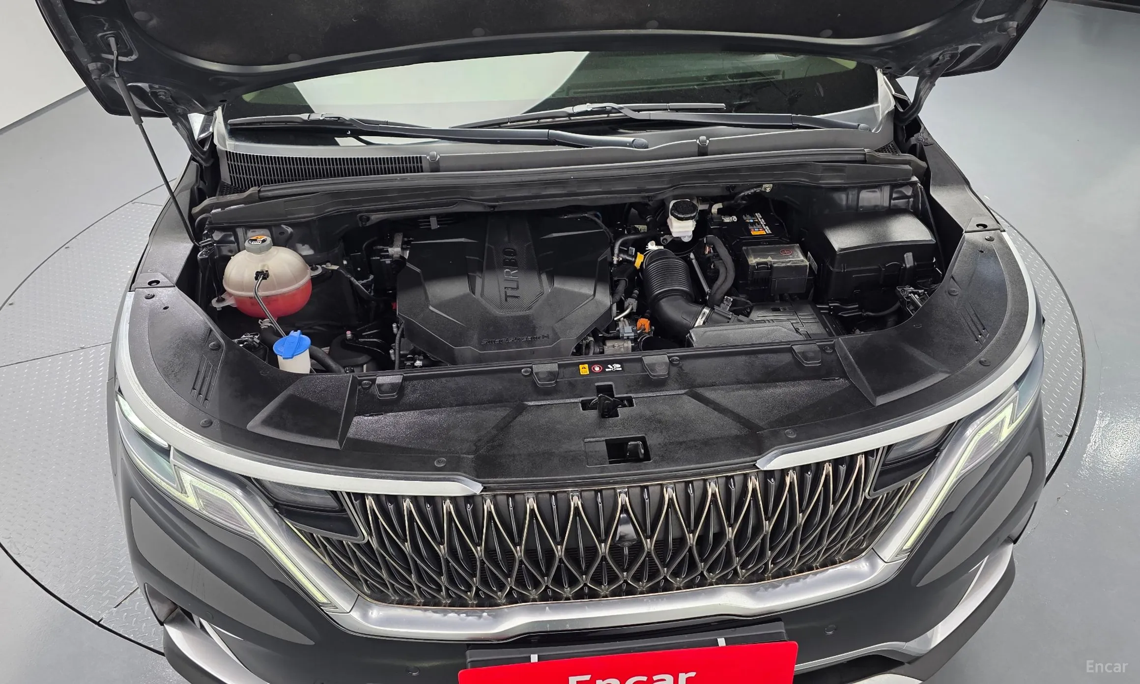 Kia Carnival Gen 4 превью 6