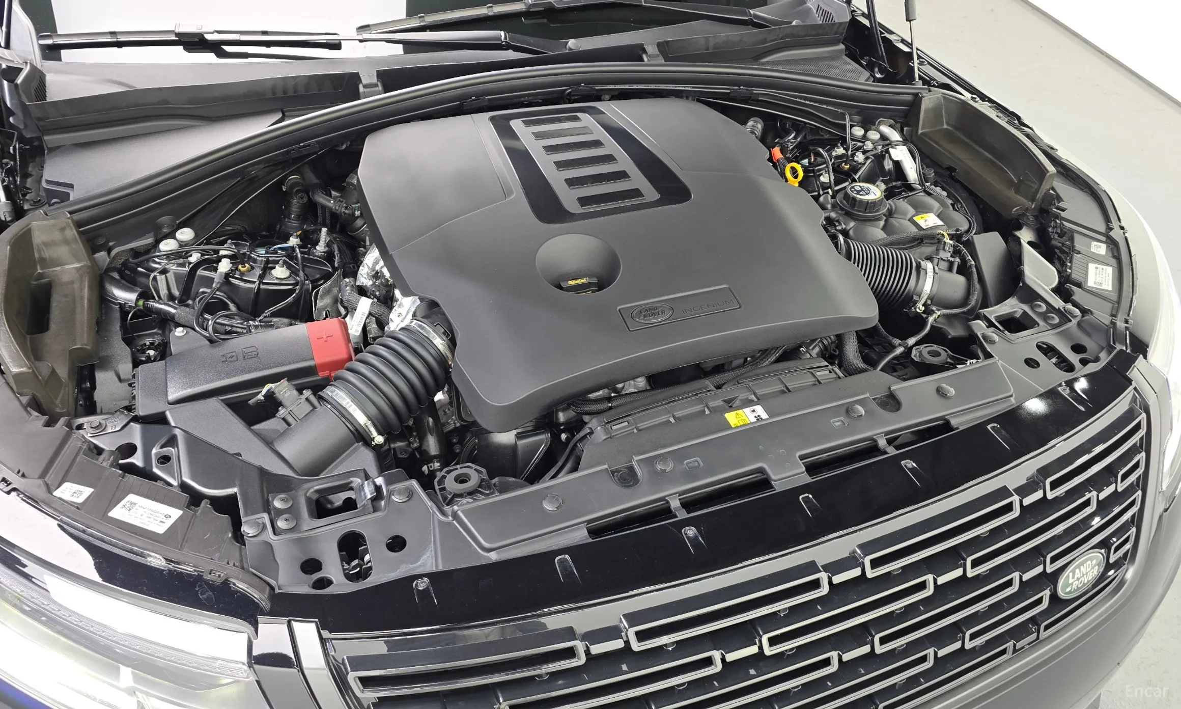 Land Rover Range Rover Bella превью 11